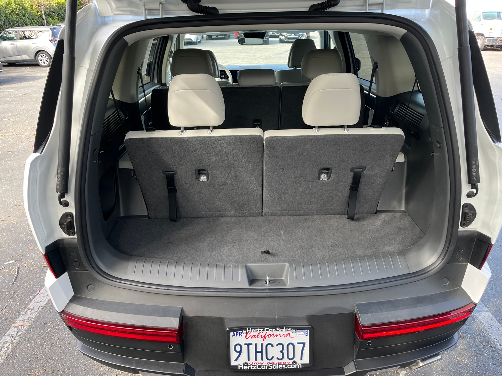 Thumbnail: 2025 Hyundai Santa Fe - 6