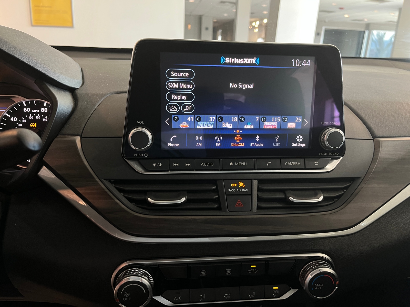 Thumbnail: 2025 Nissan Altima - 4