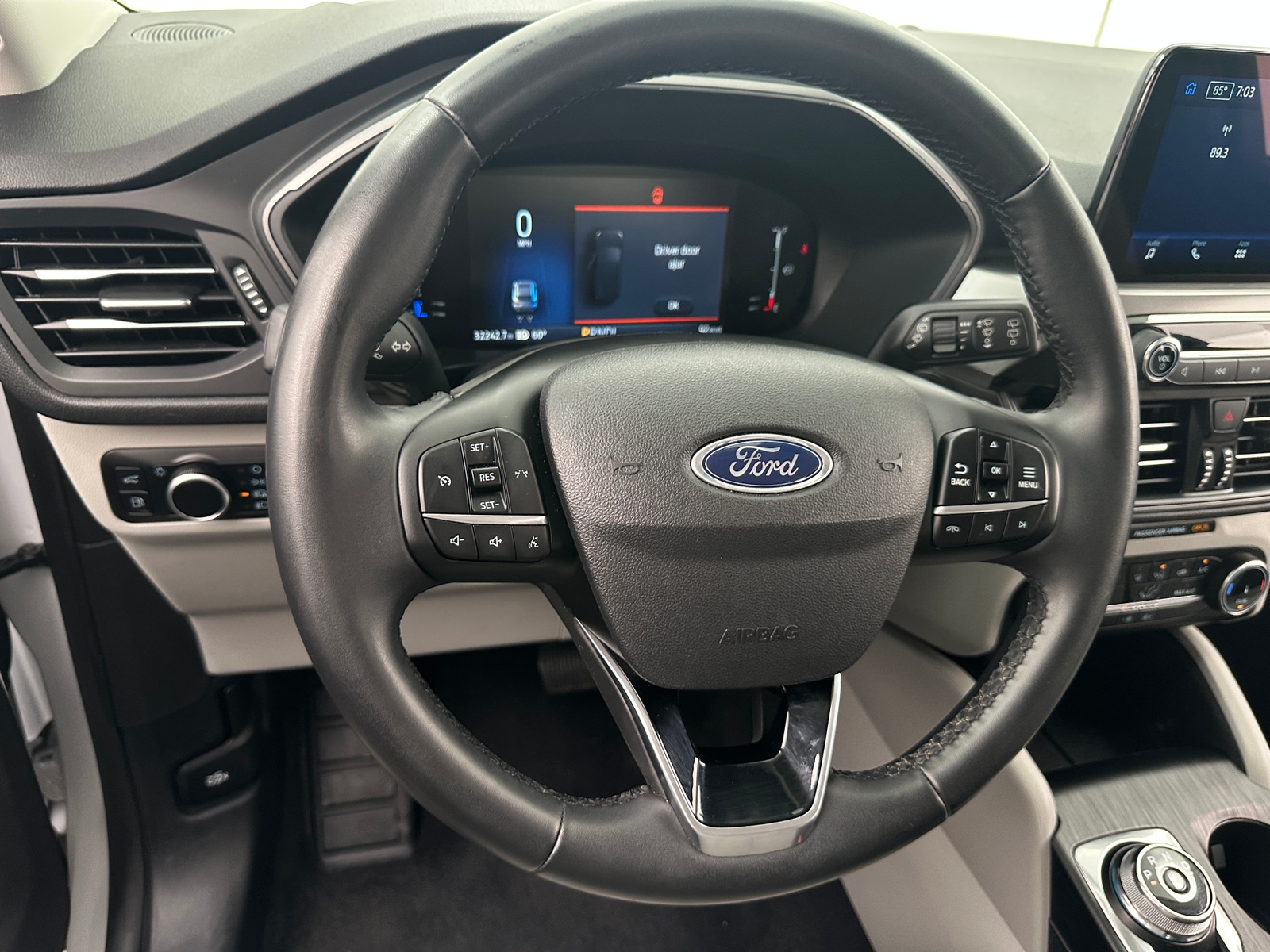 Thumbnail: 2023 Ford Escape - 5