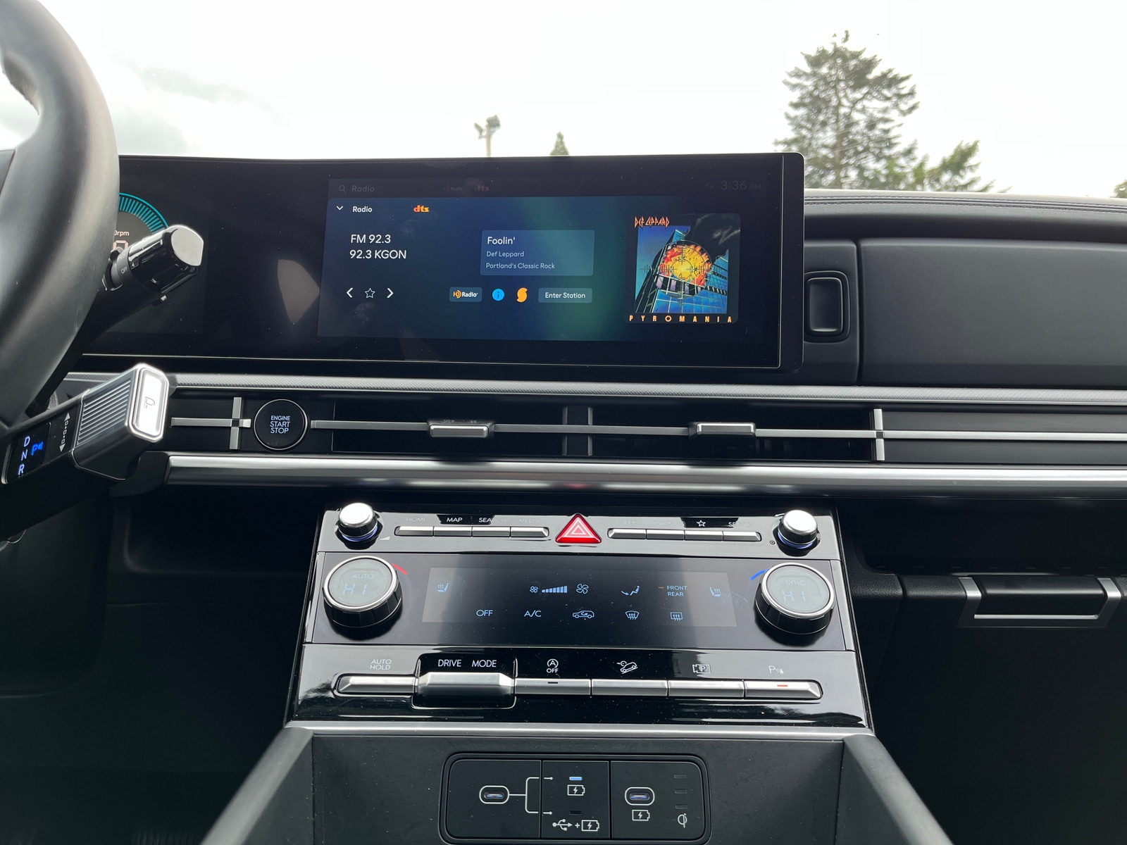 Thumbnail: 2025 Hyundai Santa Fe - 3