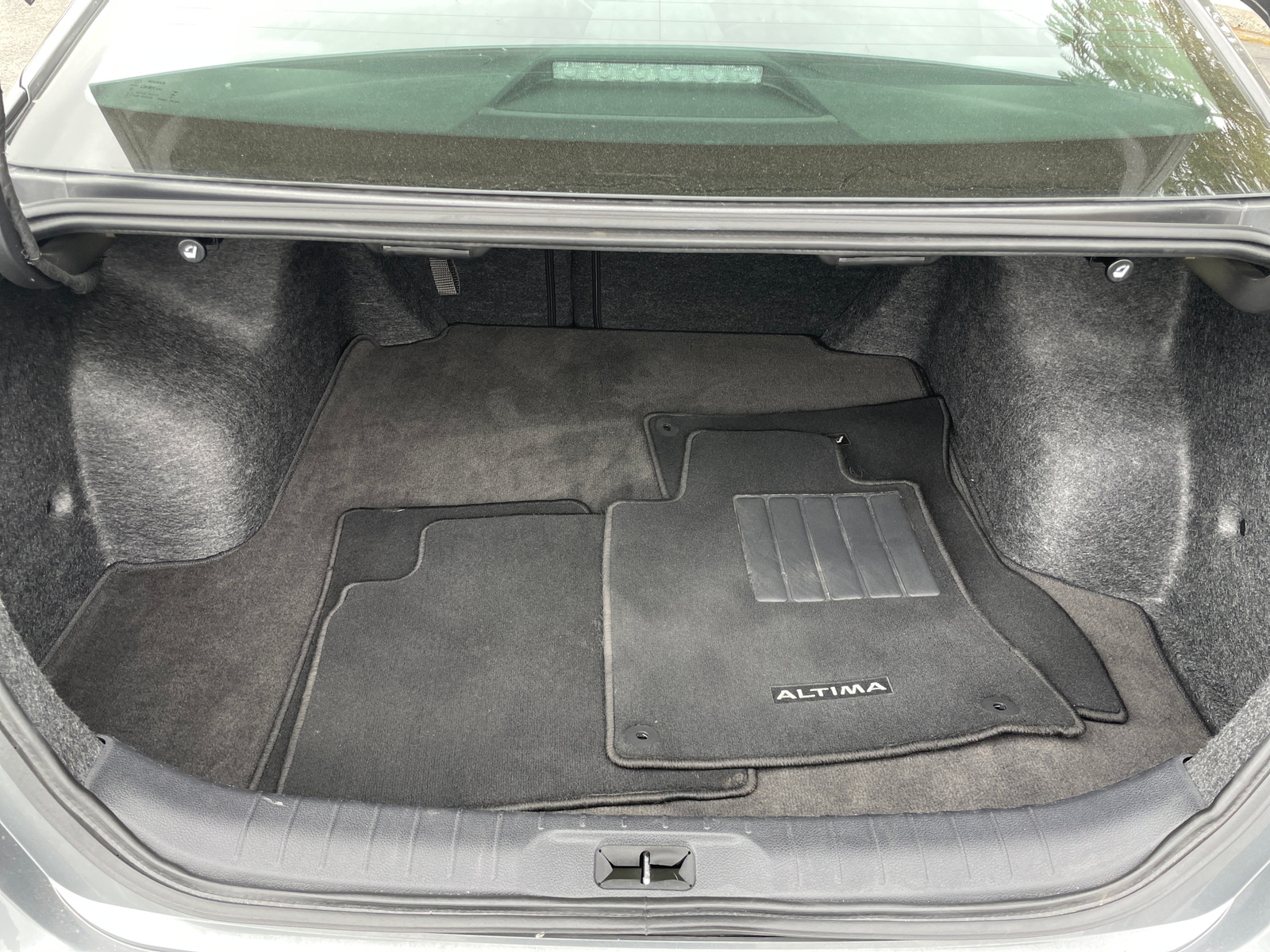 Thumbnail: 2025 Nissan Altima - 6