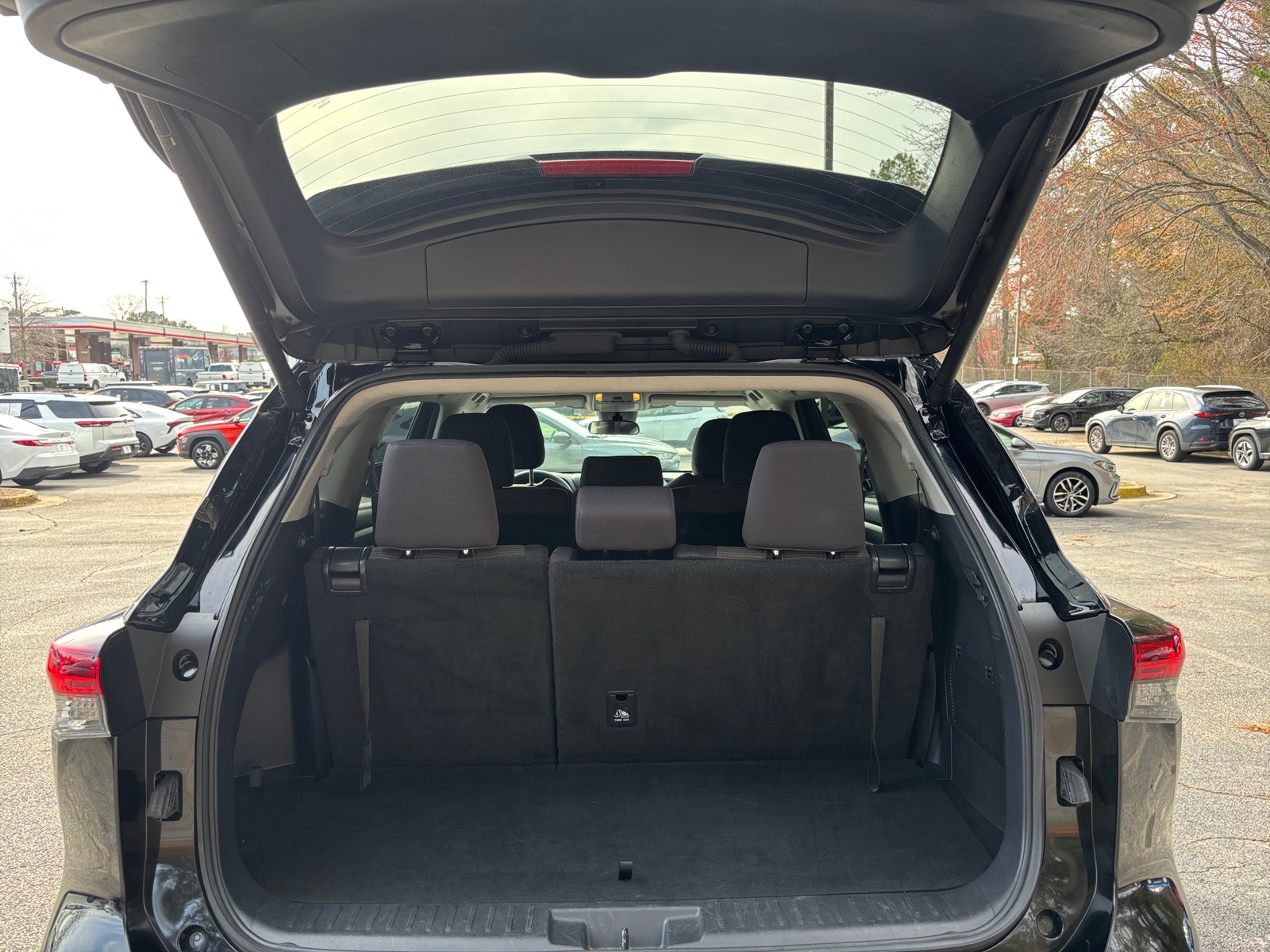 Thumbnail: 2025 Toyota Highlander - 7