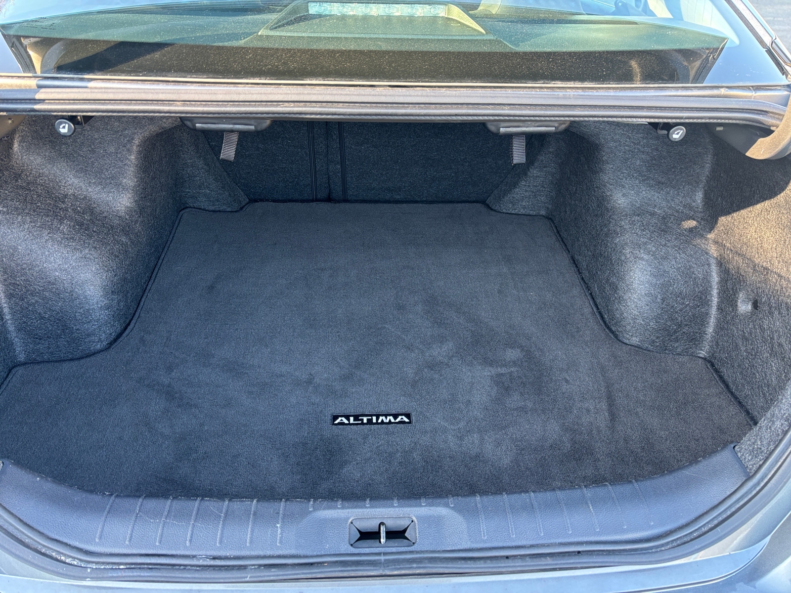 Thumbnail: 2025 Nissan Altima - 6