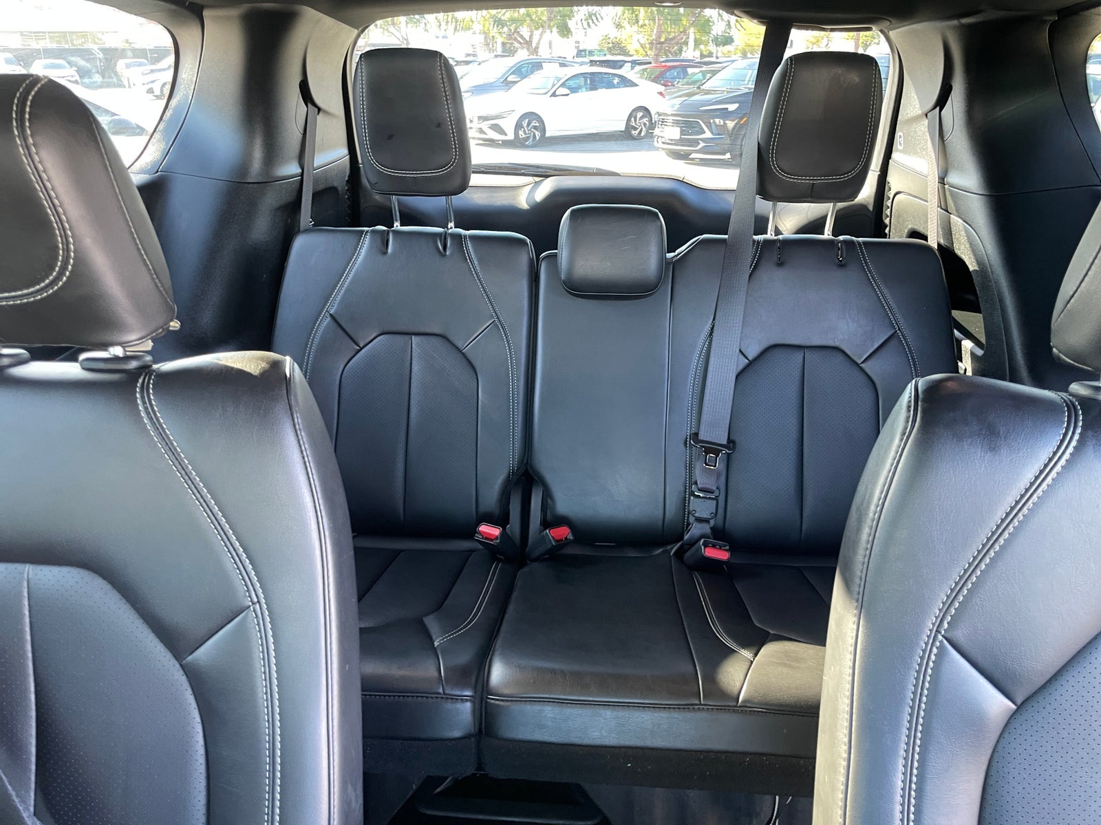 Thumbnail: 2025 Chrysler Pacifica - 6