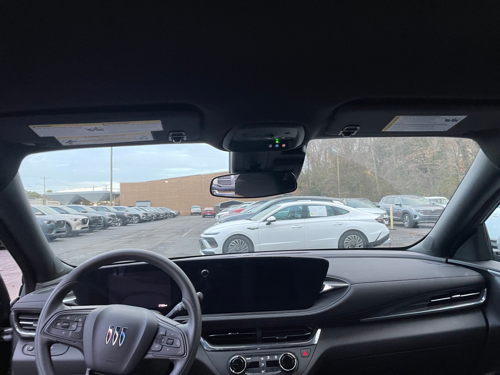 Thumbnail: 2025 Buick Envista - 3