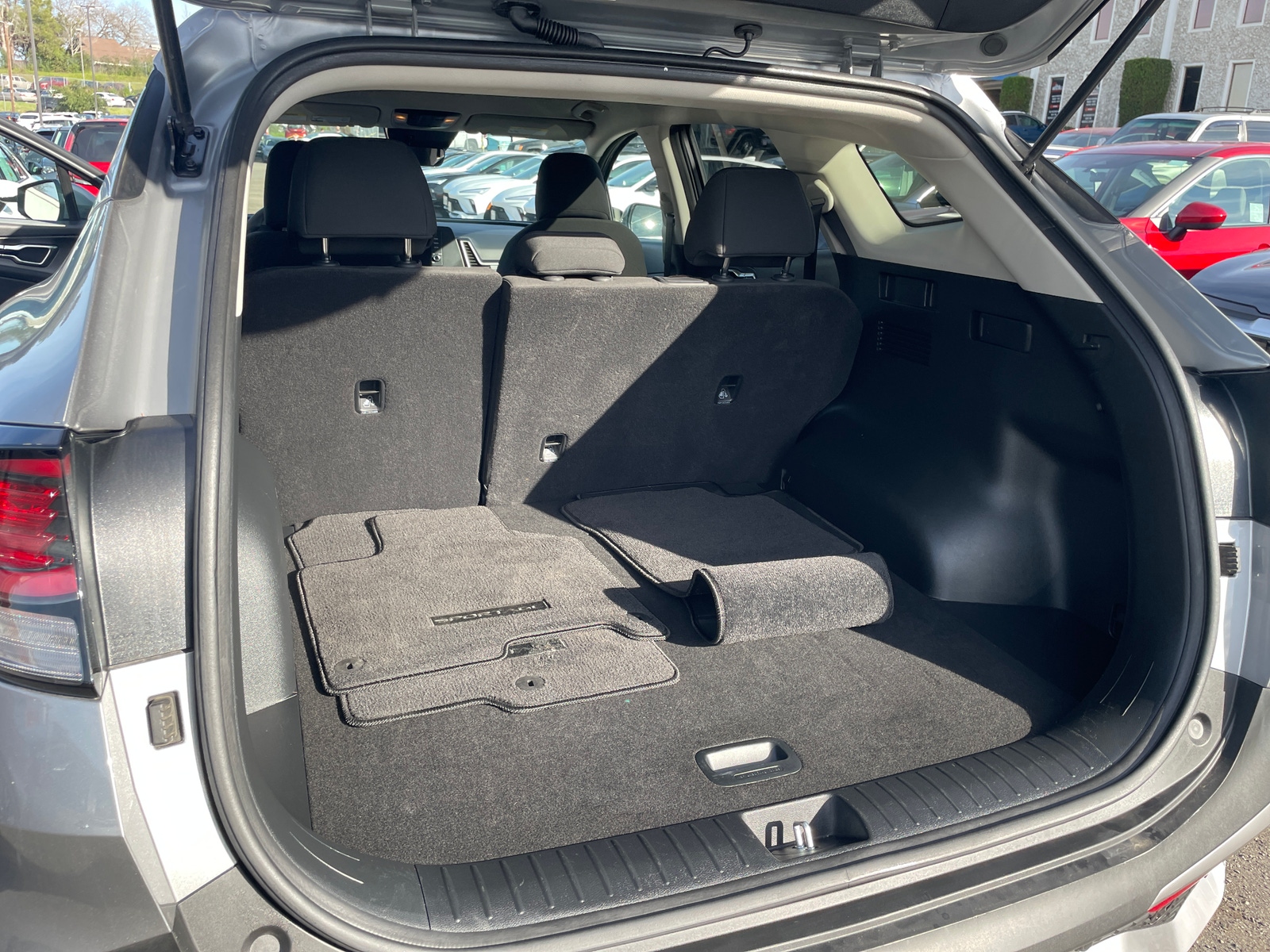 Thumbnail: 2025 Kia Sportage - 6