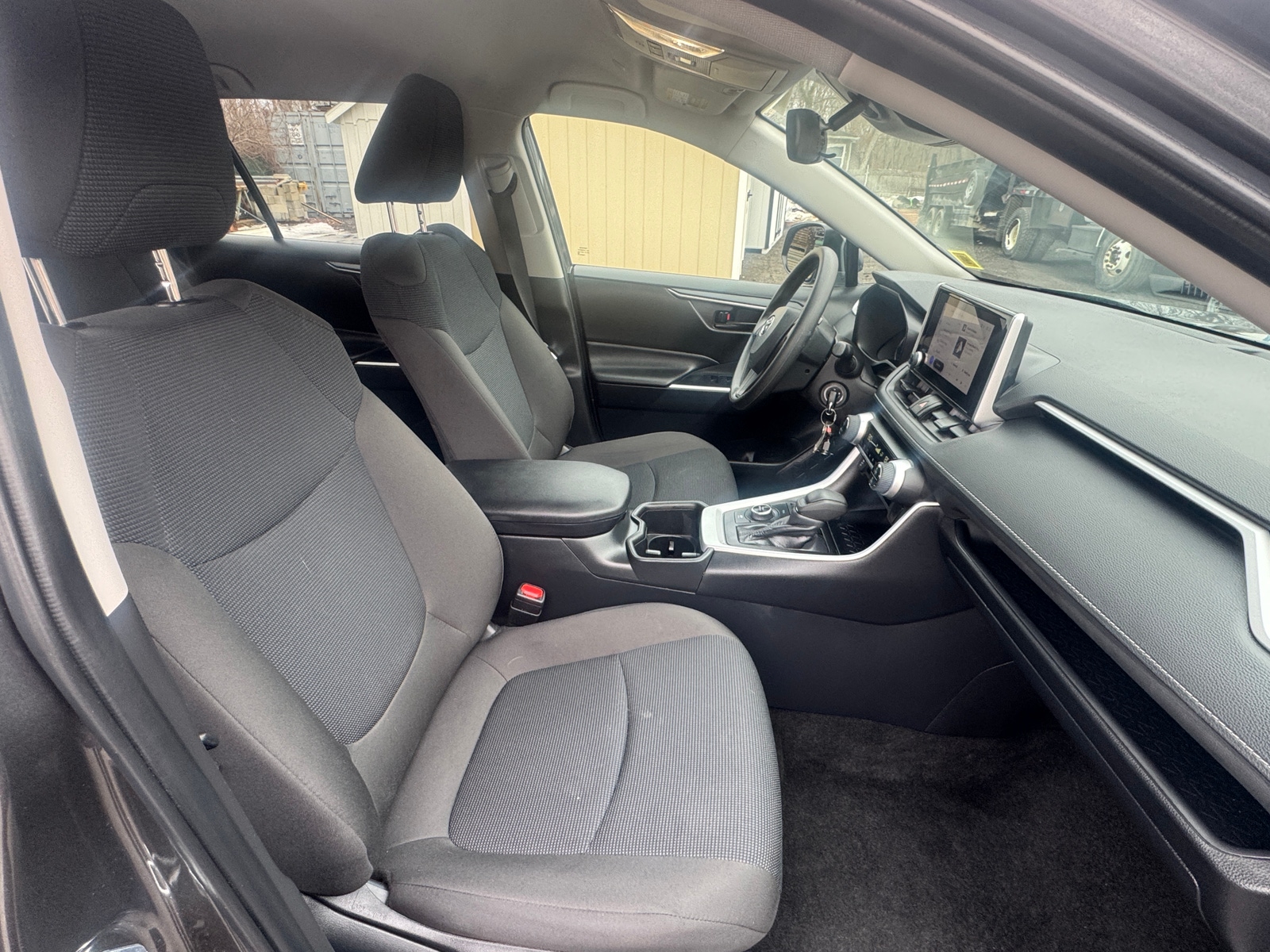 Thumbnail: 2025 Toyota RAV4 - 2