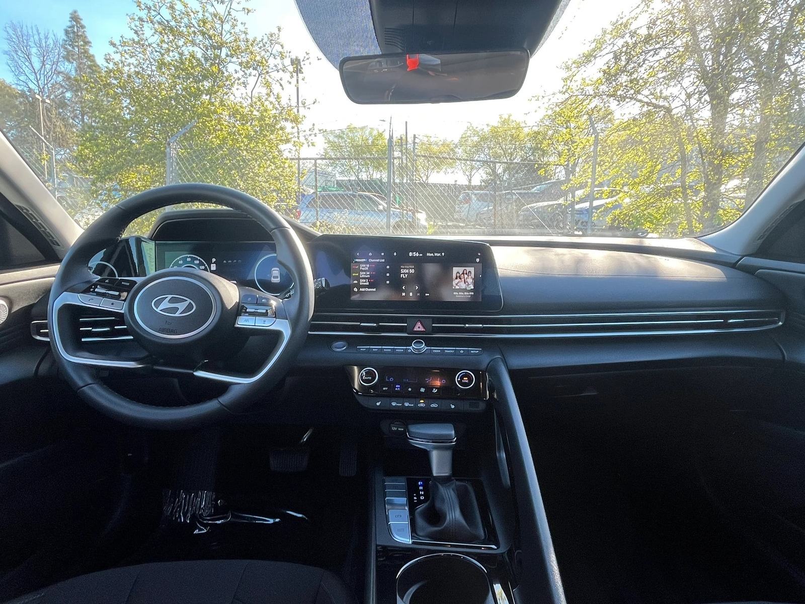 Thumbnail: 2025 Hyundai Elantra - 3