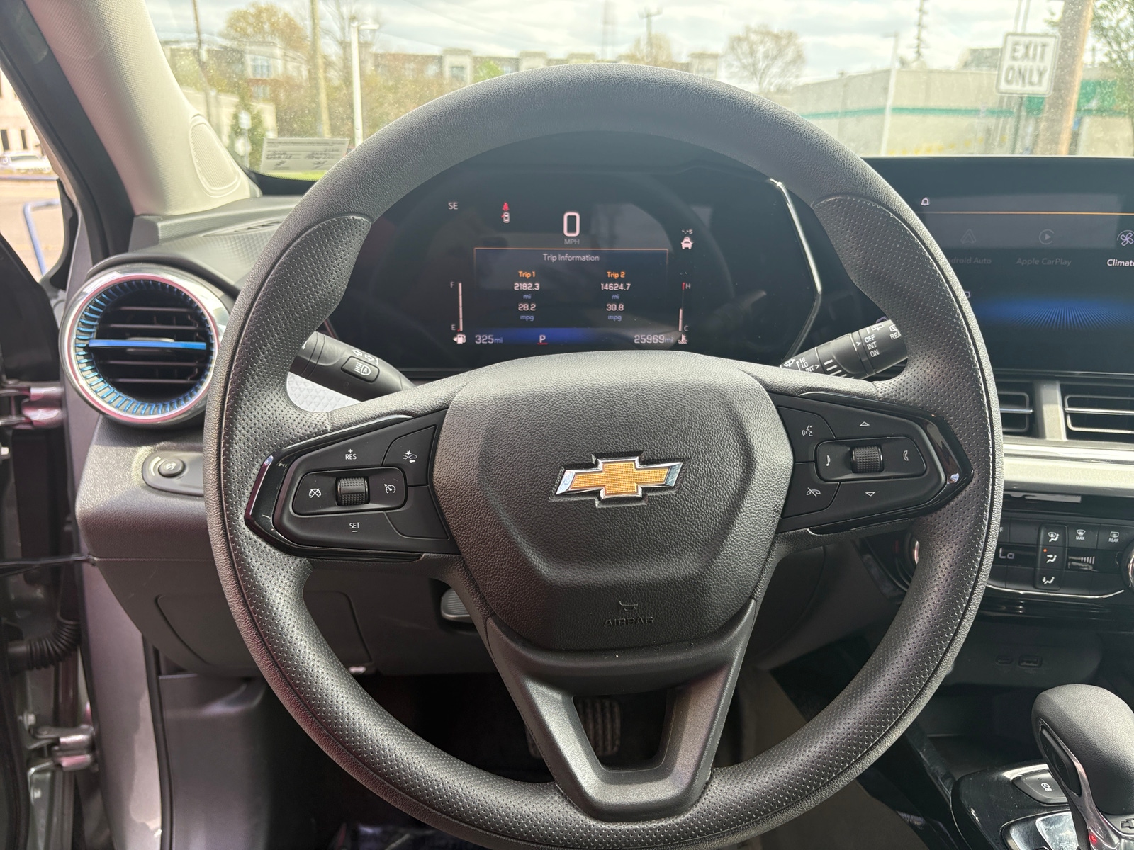 Thumbnail: 2025 Chevrolet Trax - 5