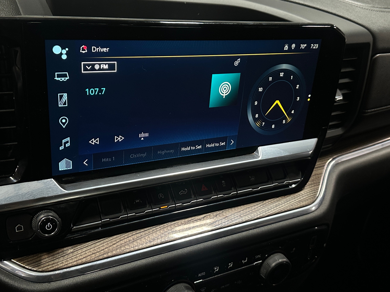 Thumbnail: 2023 Chevrolet Silverado 1500 - 4