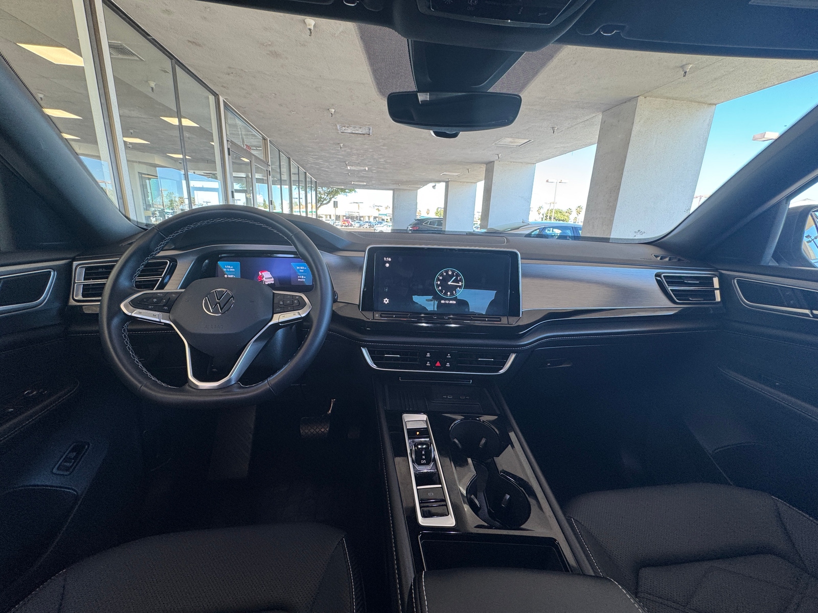 Thumbnail: 2025 Volkswagen Atlas - 3