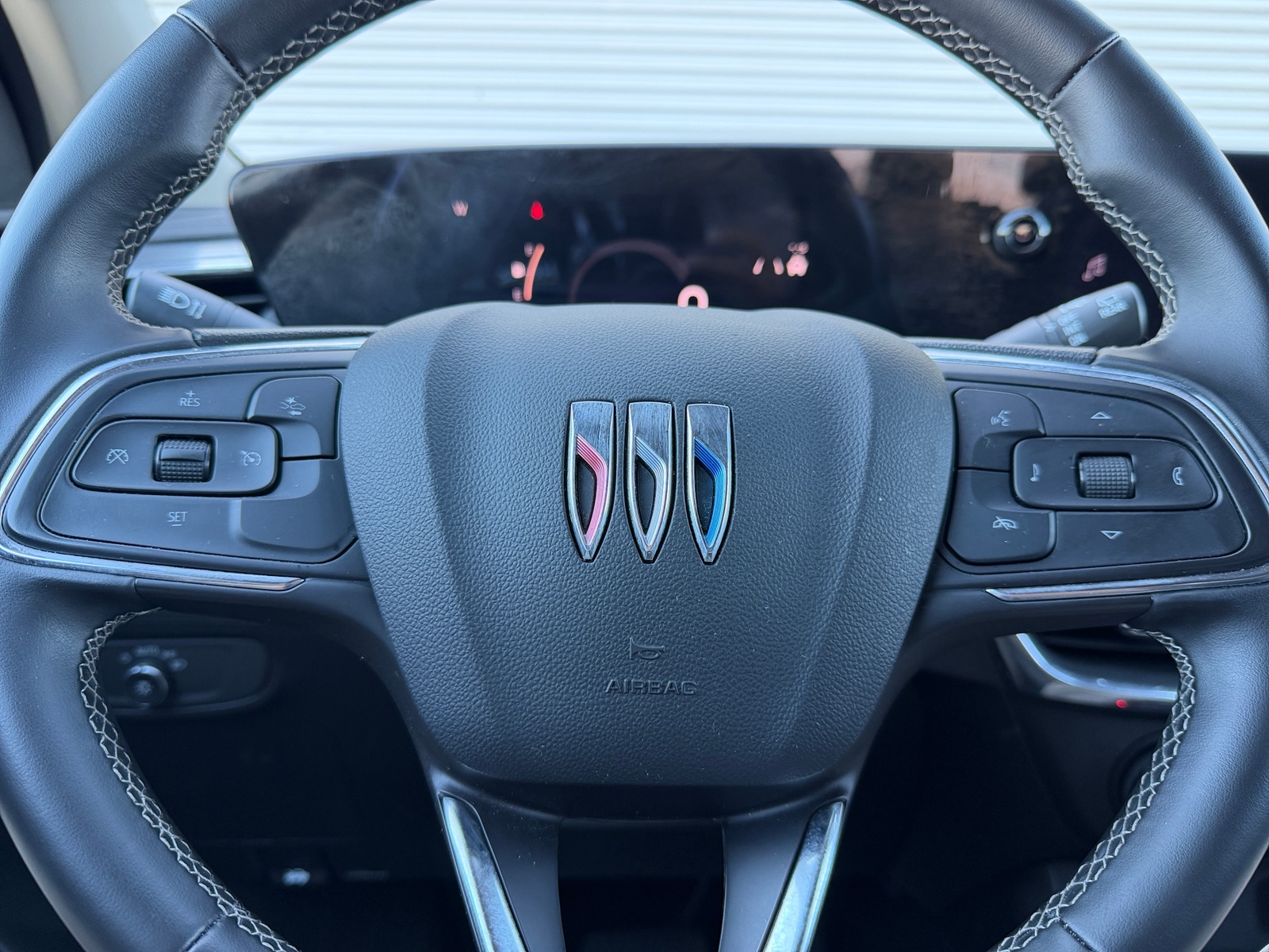 Thumbnail: 2025 Buick Encore GX - 5