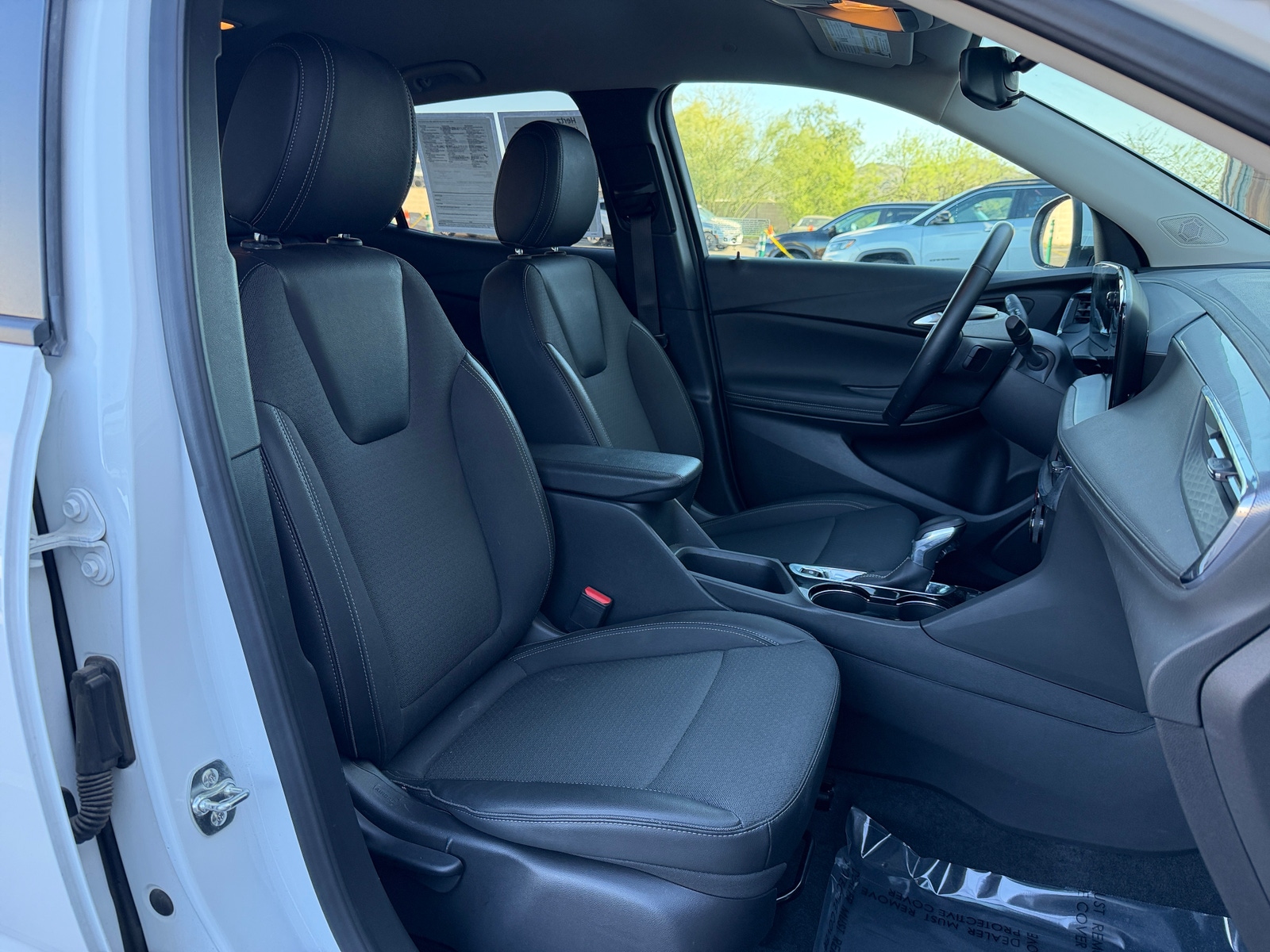 Thumbnail: 2025 Buick Encore GX - 2