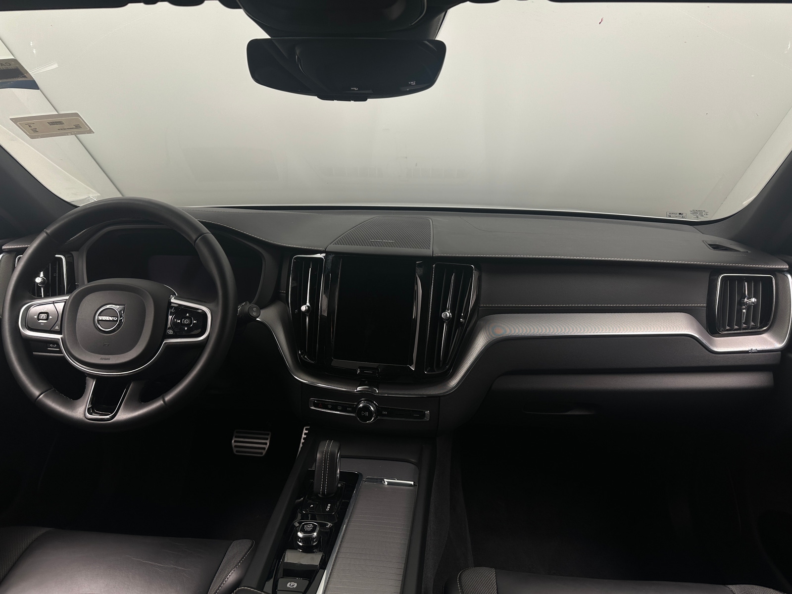 Thumbnail: 2022 Volvo XC60 - 2