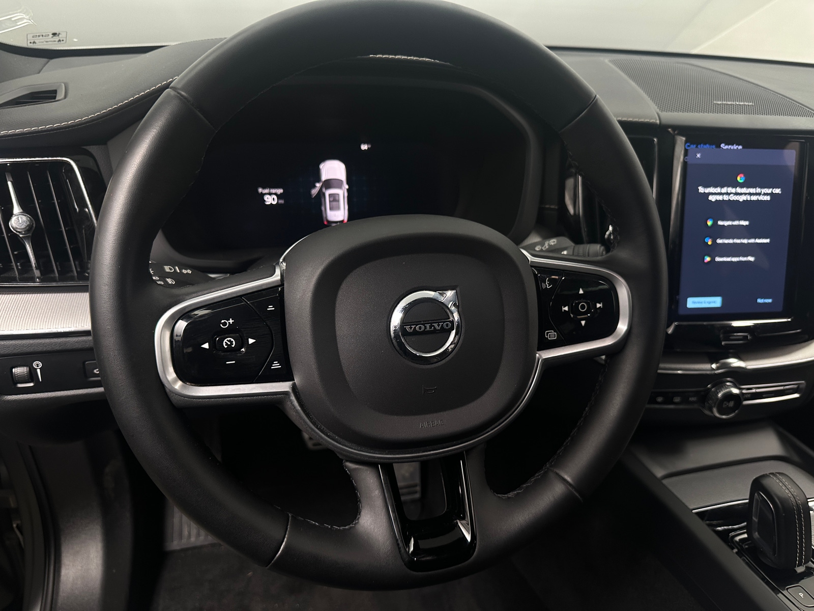 Thumbnail: 2022 Volvo XC60 - 4