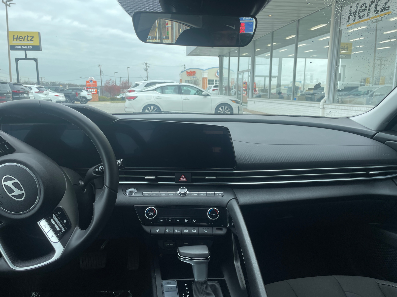 Thumbnail: 2025 Hyundai Elantra - 3