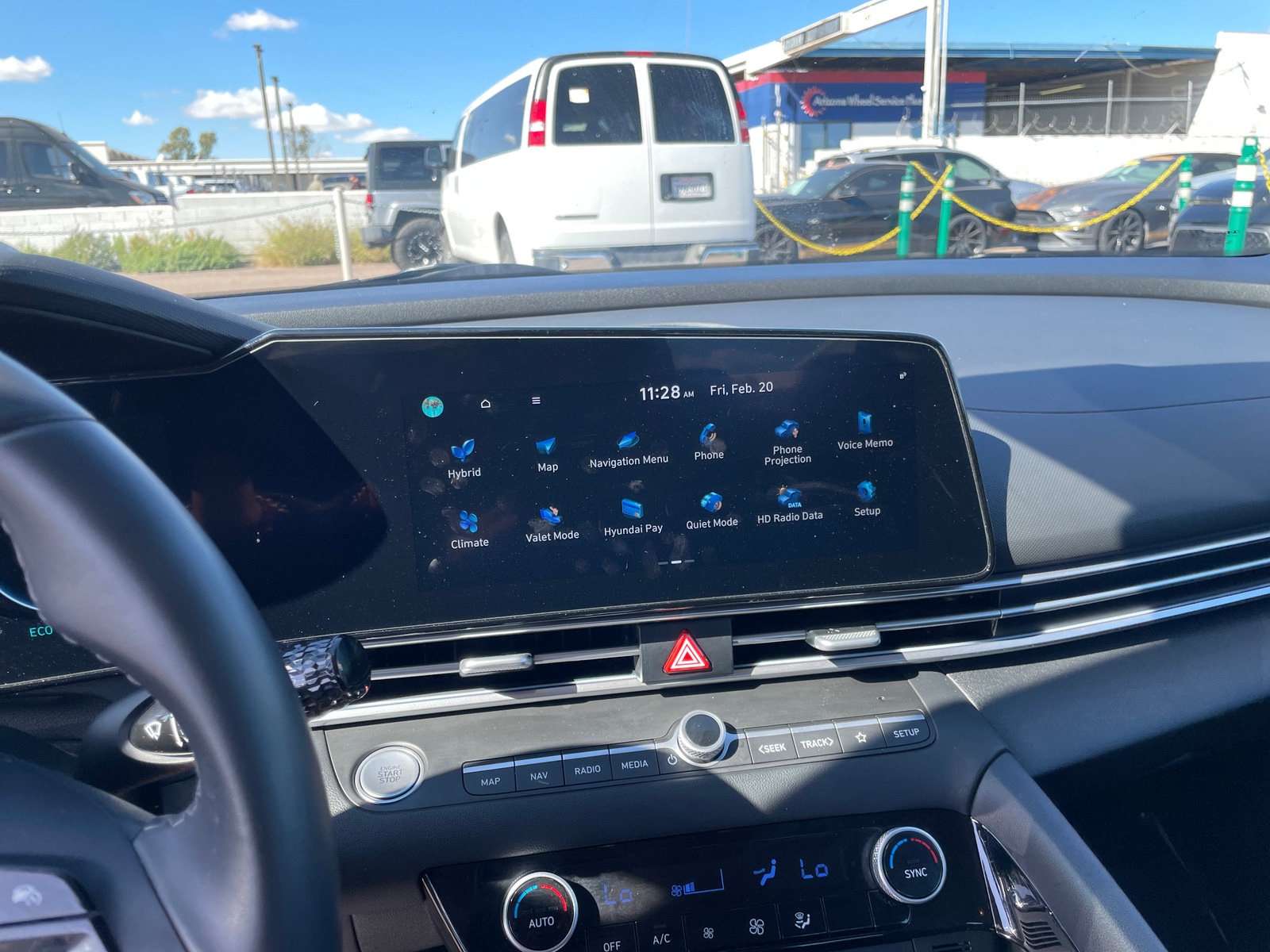 Thumbnail: 2025 Hyundai Elantra - 4