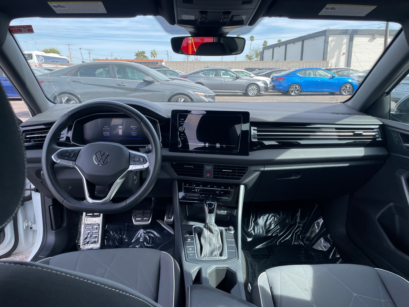 Thumbnail: 2025 Volkswagen Jetta - 3