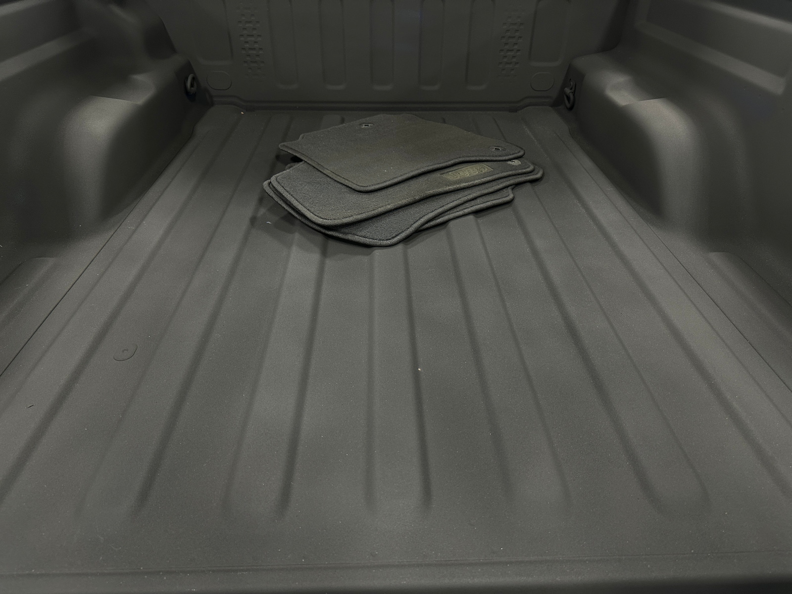 Thumbnail: 2022 Jeep Gladiator - 7