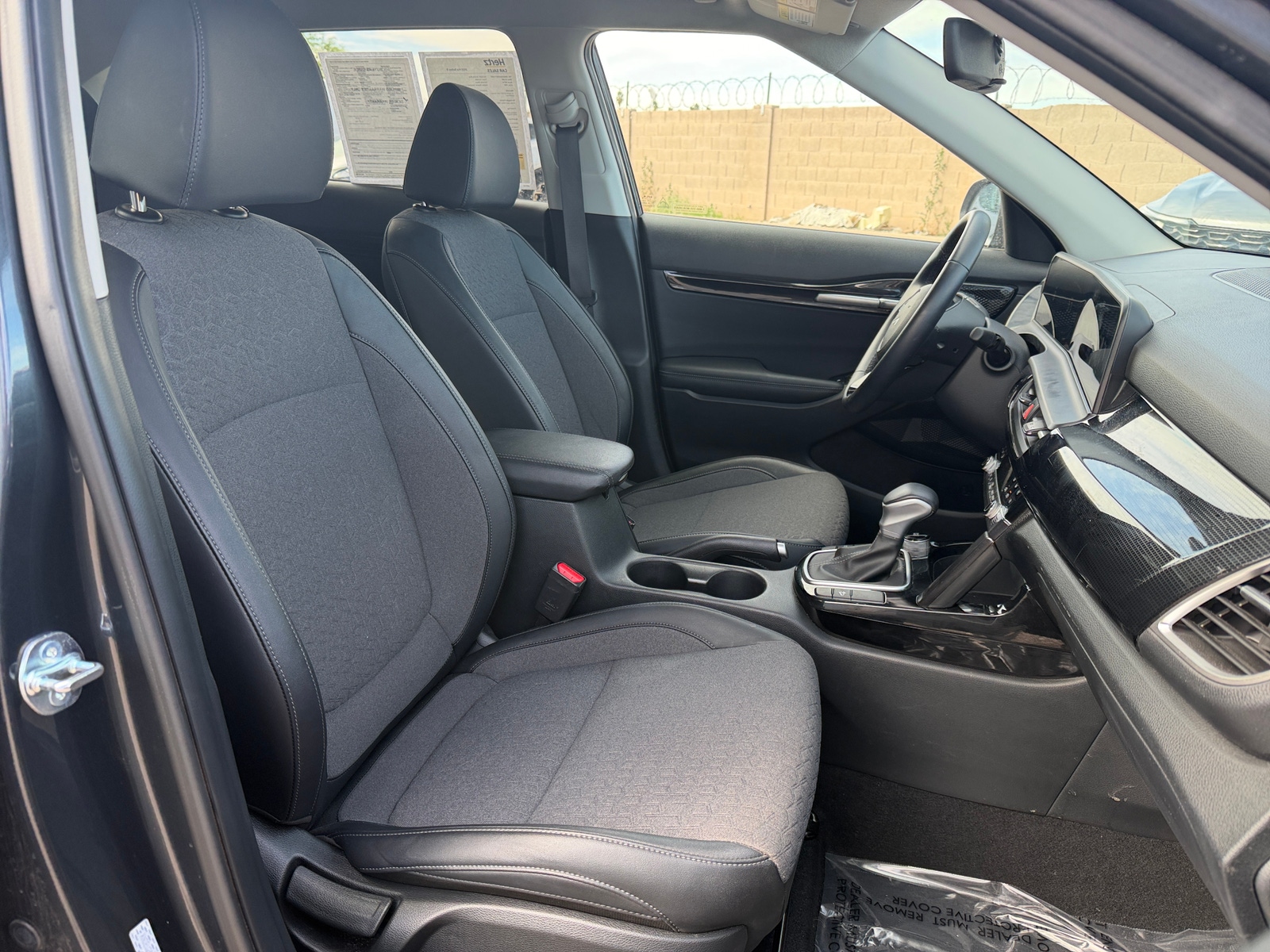 Thumbnail: 2025 Kia Seltos - 2