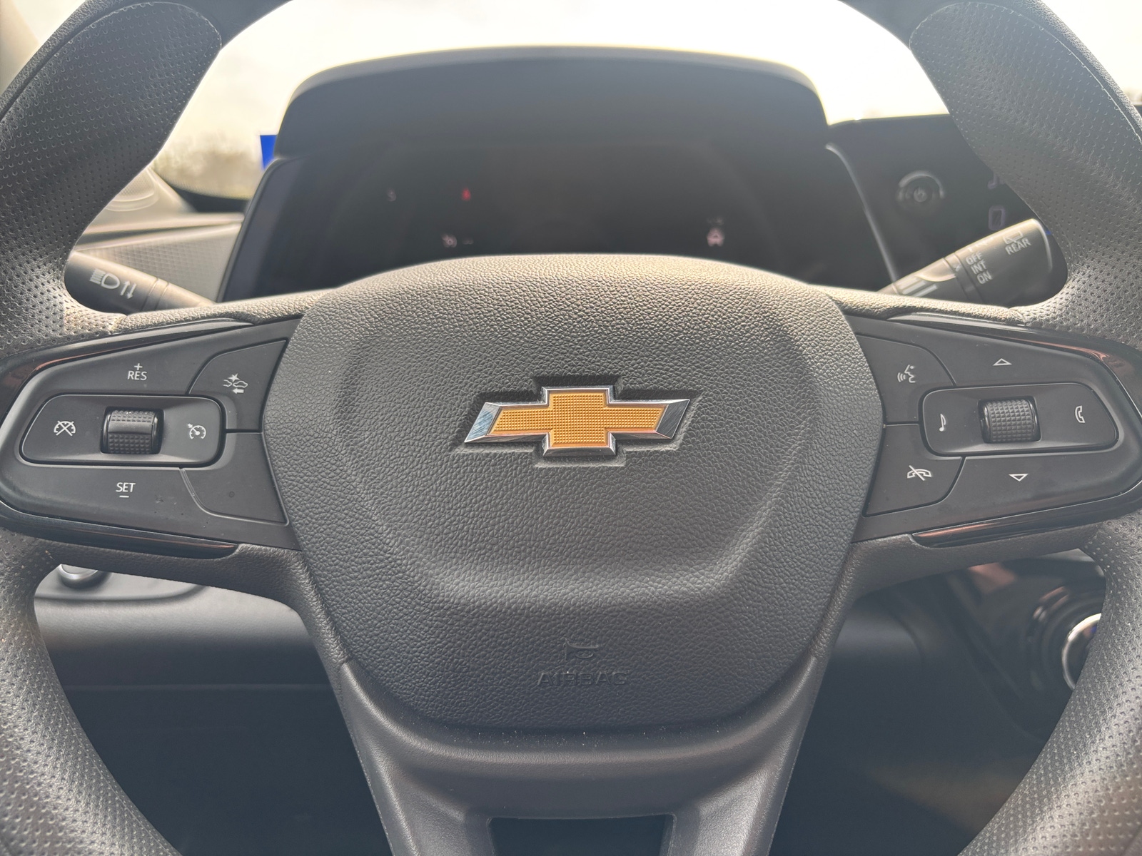 Thumbnail: 2025 Chevrolet Trax - 5