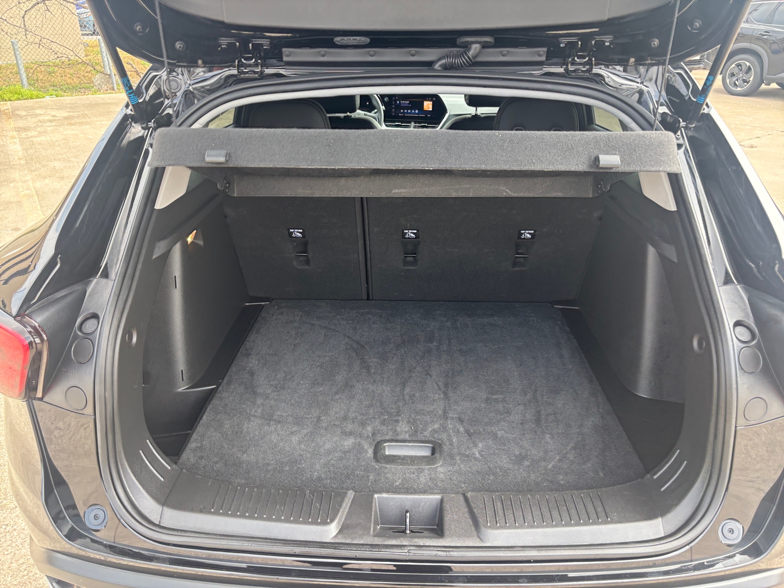 Thumbnail: 2025 Chevrolet Trax - 6