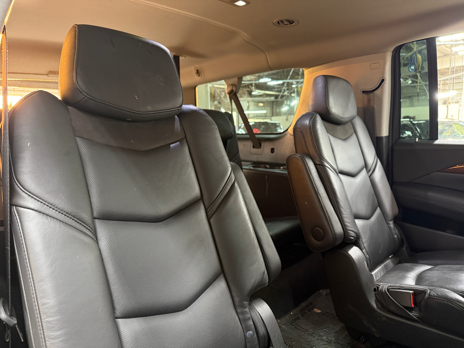 Thumbnail: 2020 Cadillac Escalade - 5