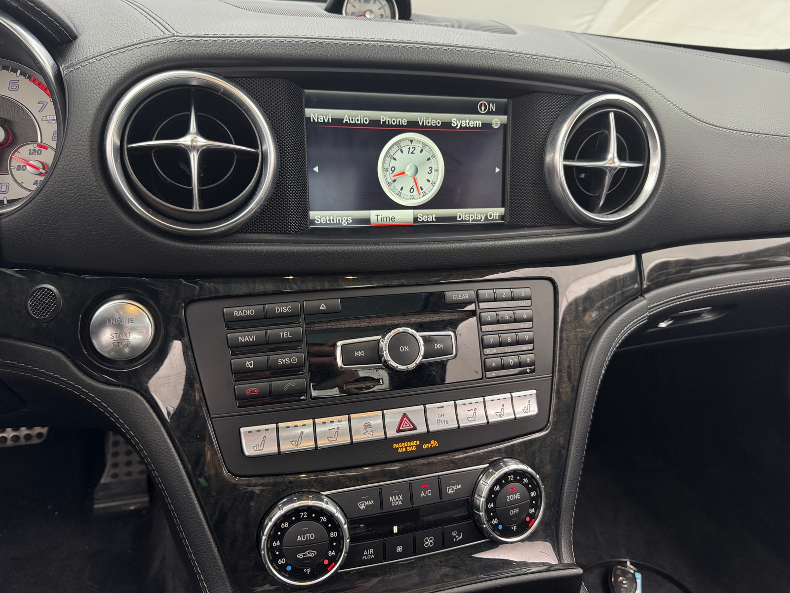 Thumbnail: 2016 Mercedes-Benz SL-Class - 3