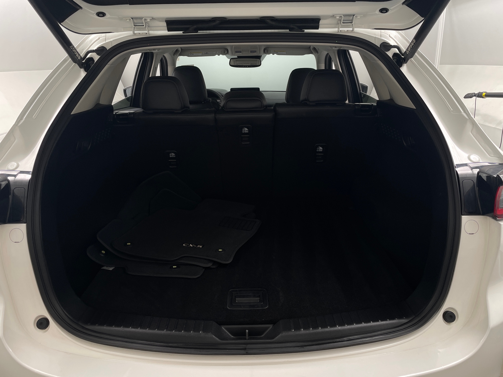 Thumbnail: 2025 Mazda CX-5 - 6