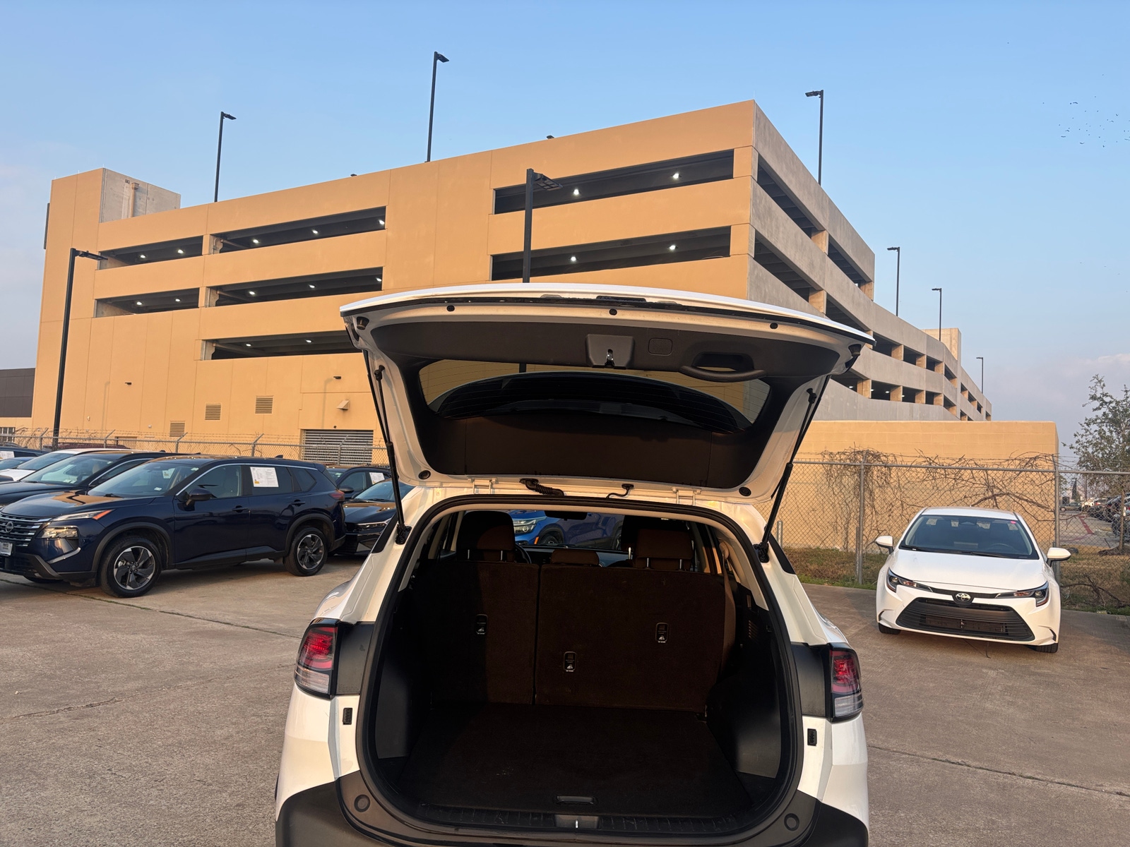 Thumbnail: 2025 Kia Sportage - 6