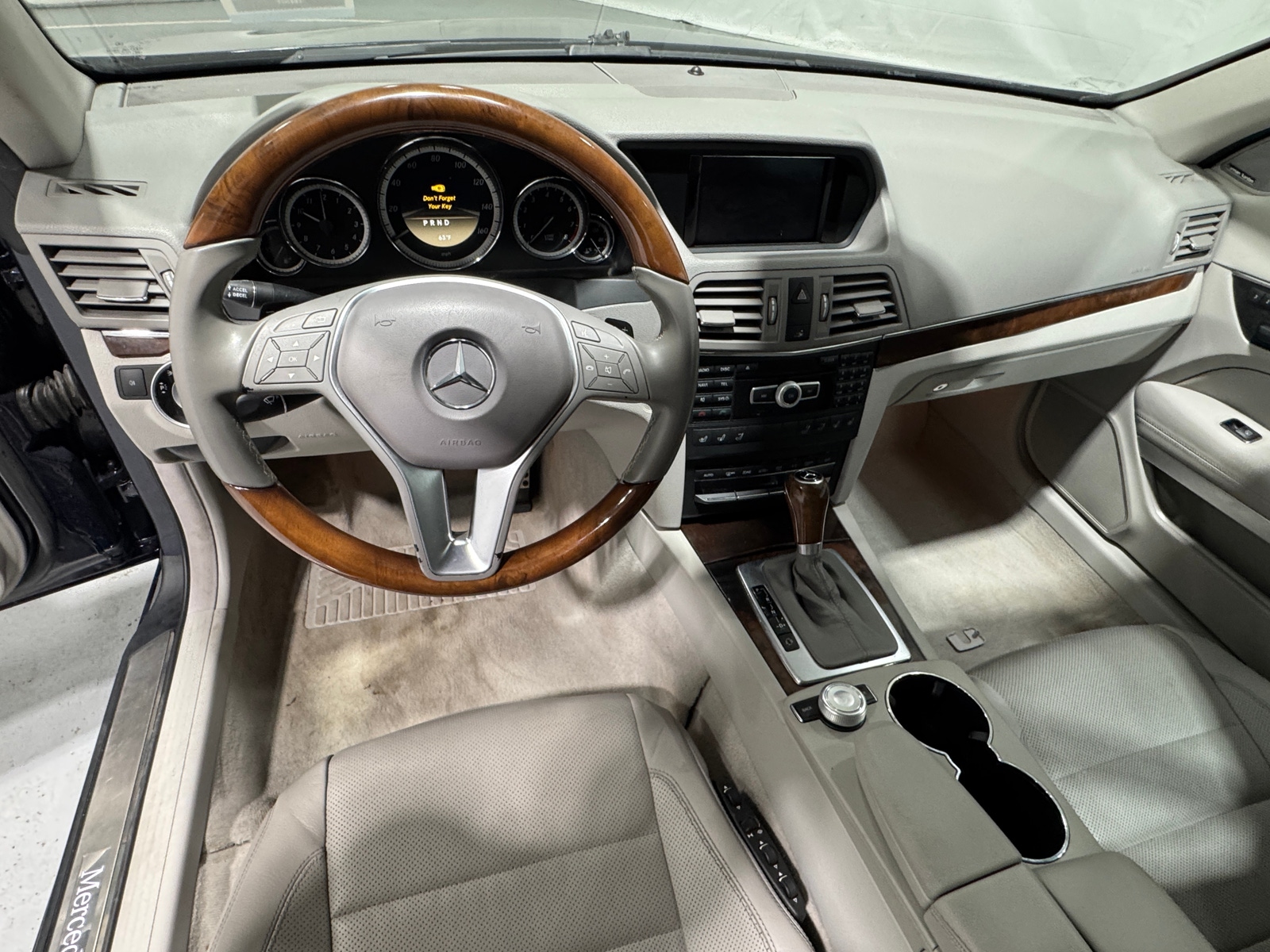 Thumbnail: 2012 Mercedes-Benz E-Class - 2