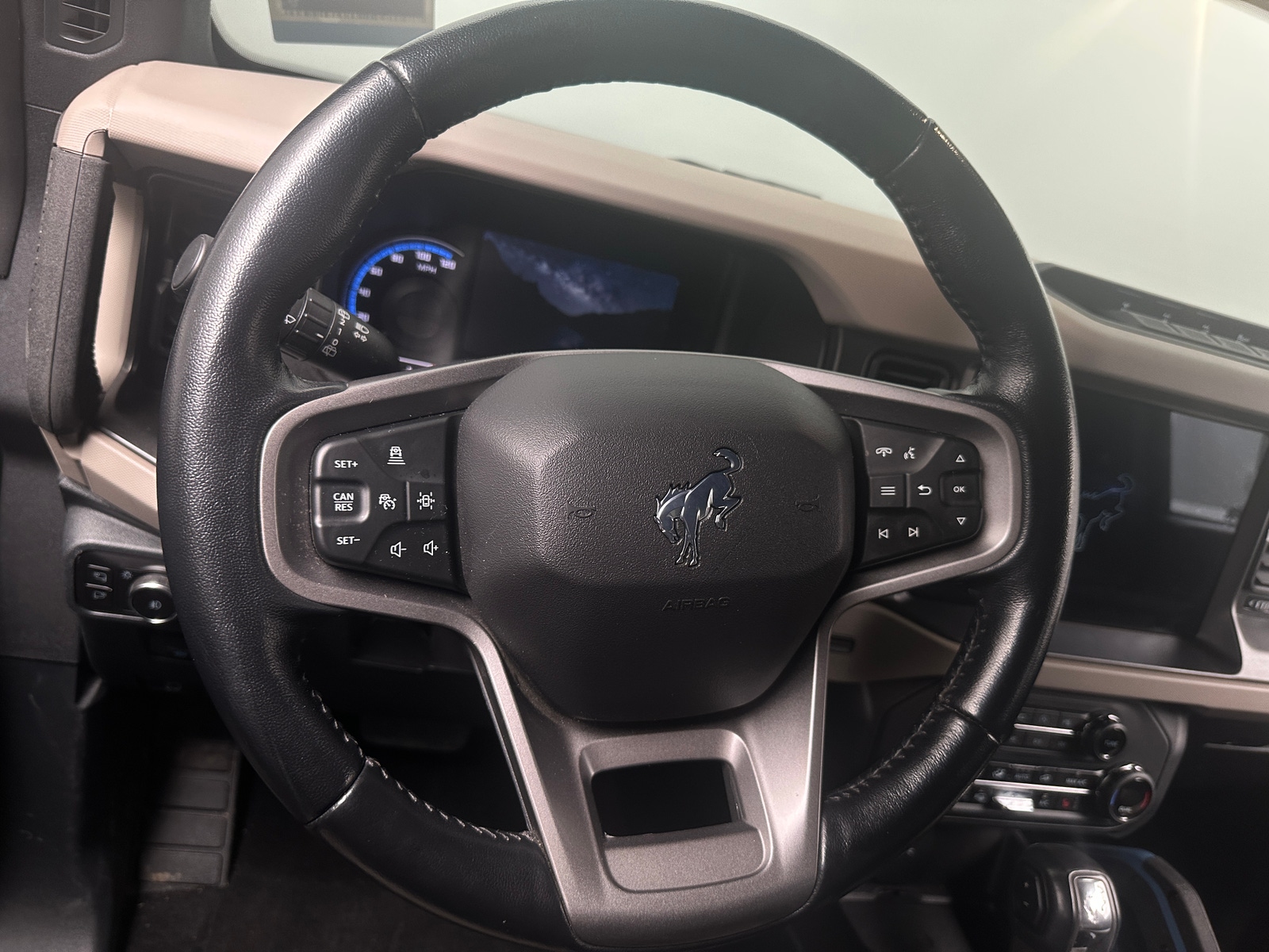 Thumbnail: 2023 Ford Bronco - 5