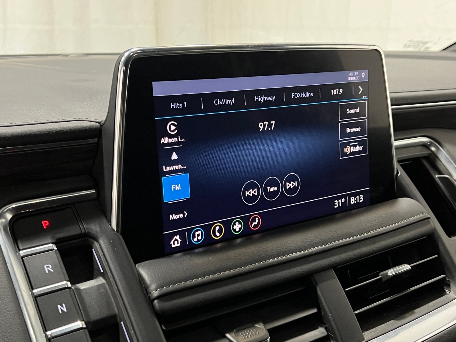 Thumbnail: 2021 Chevrolet Suburban - 3