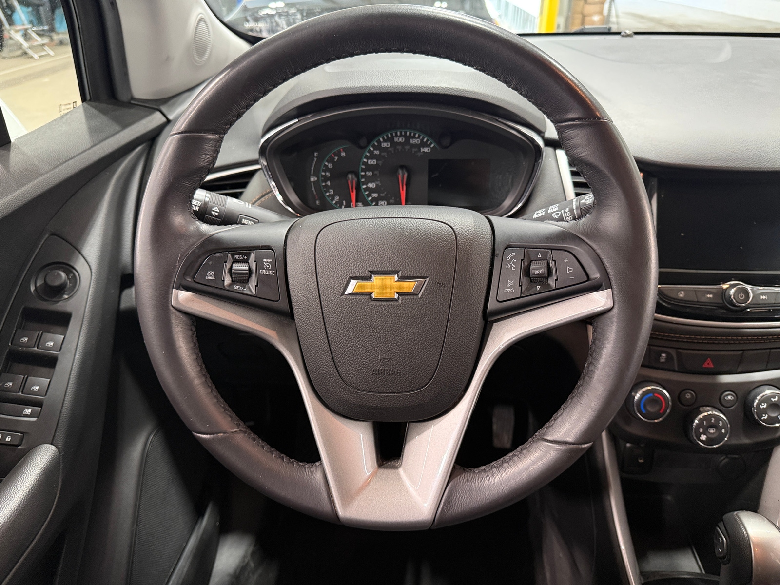 Thumbnail: 2020 Chevrolet Trax - 4