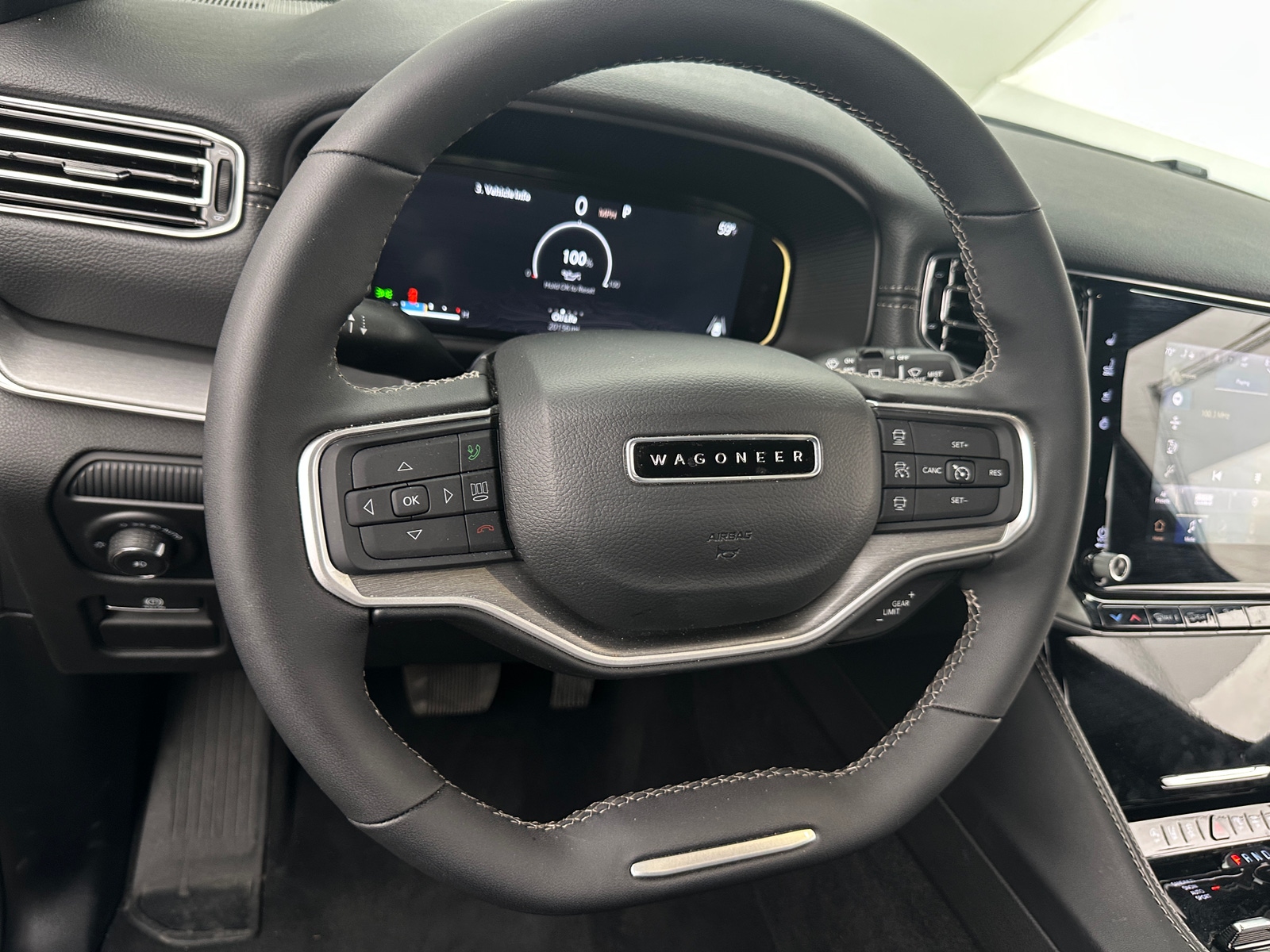 Thumbnail: 2025 Jeep Wagoneer - 4