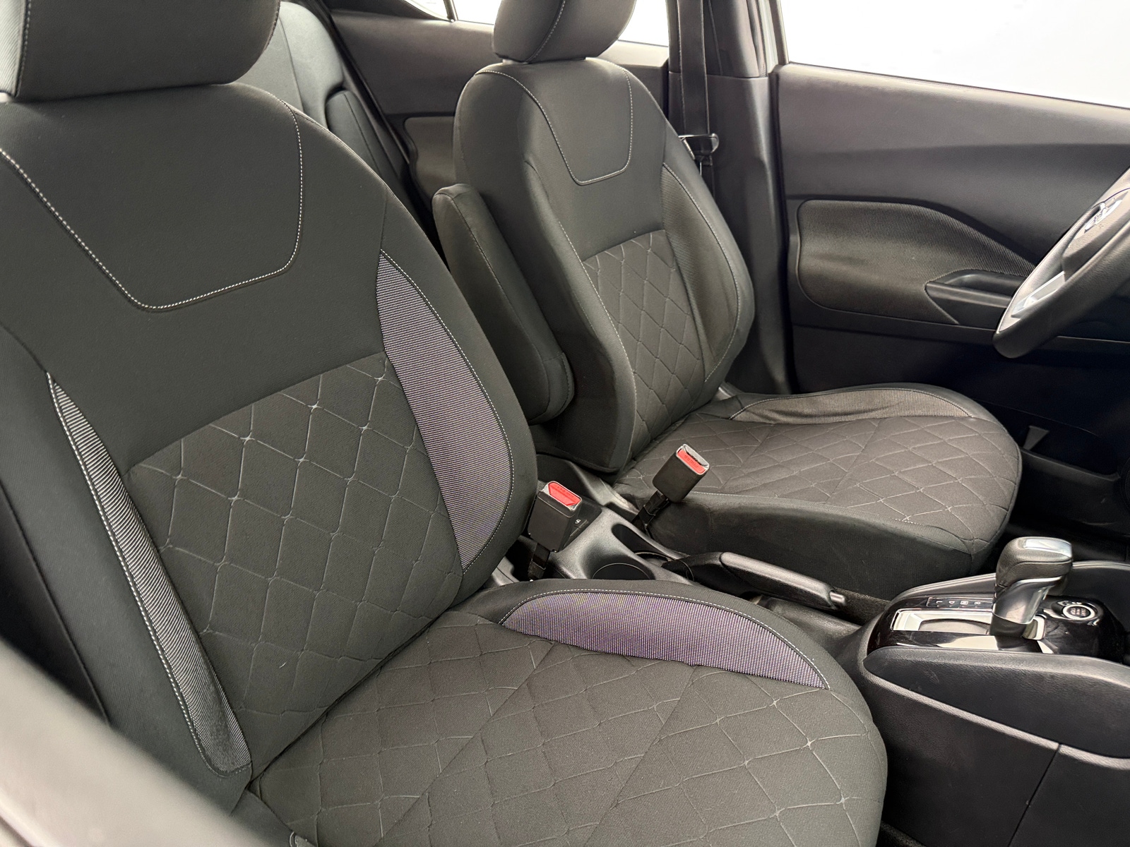 Thumbnail: 2020 Nissan Kicks - 2