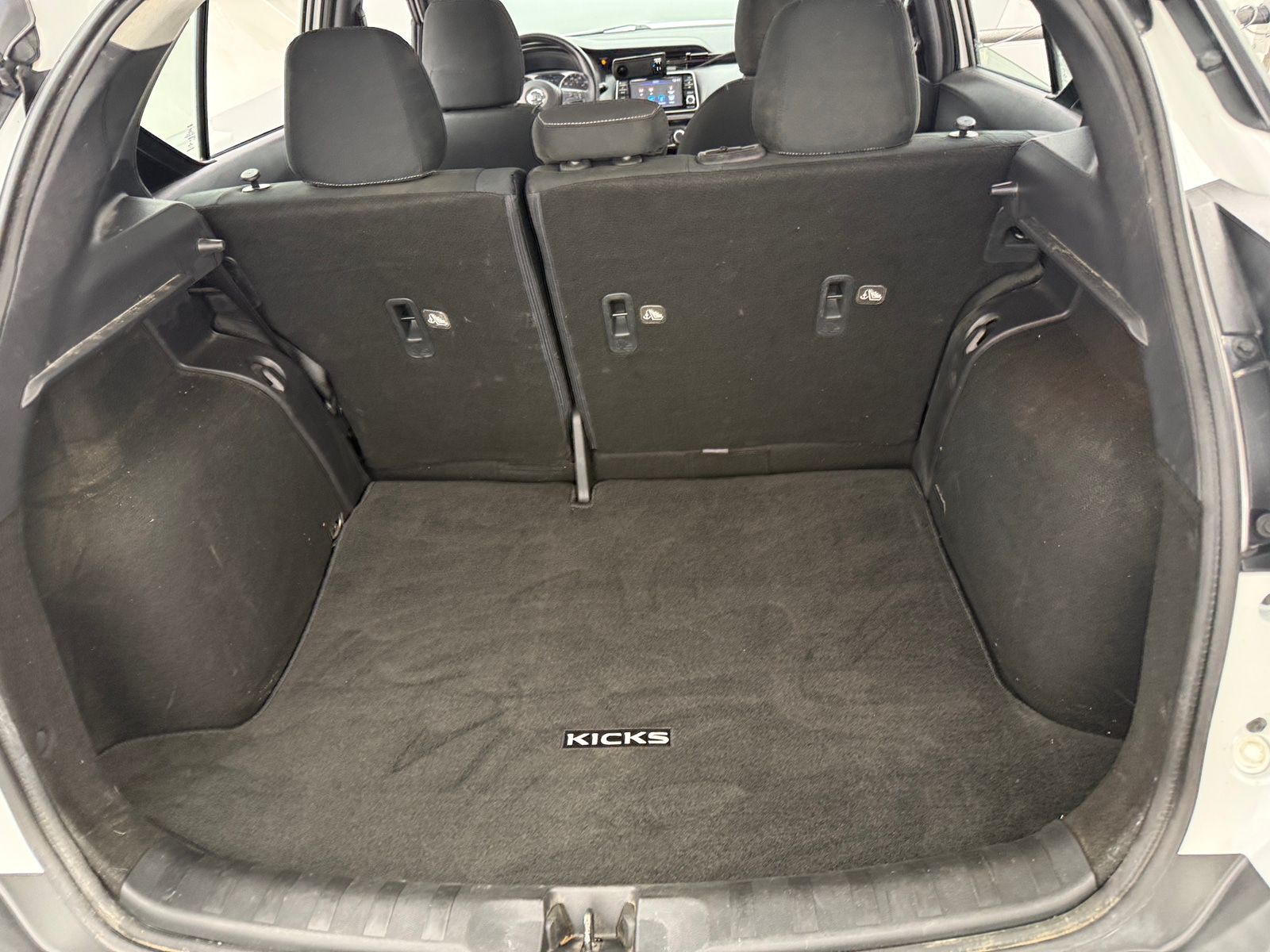 Thumbnail: 2020 Nissan Kicks - 7