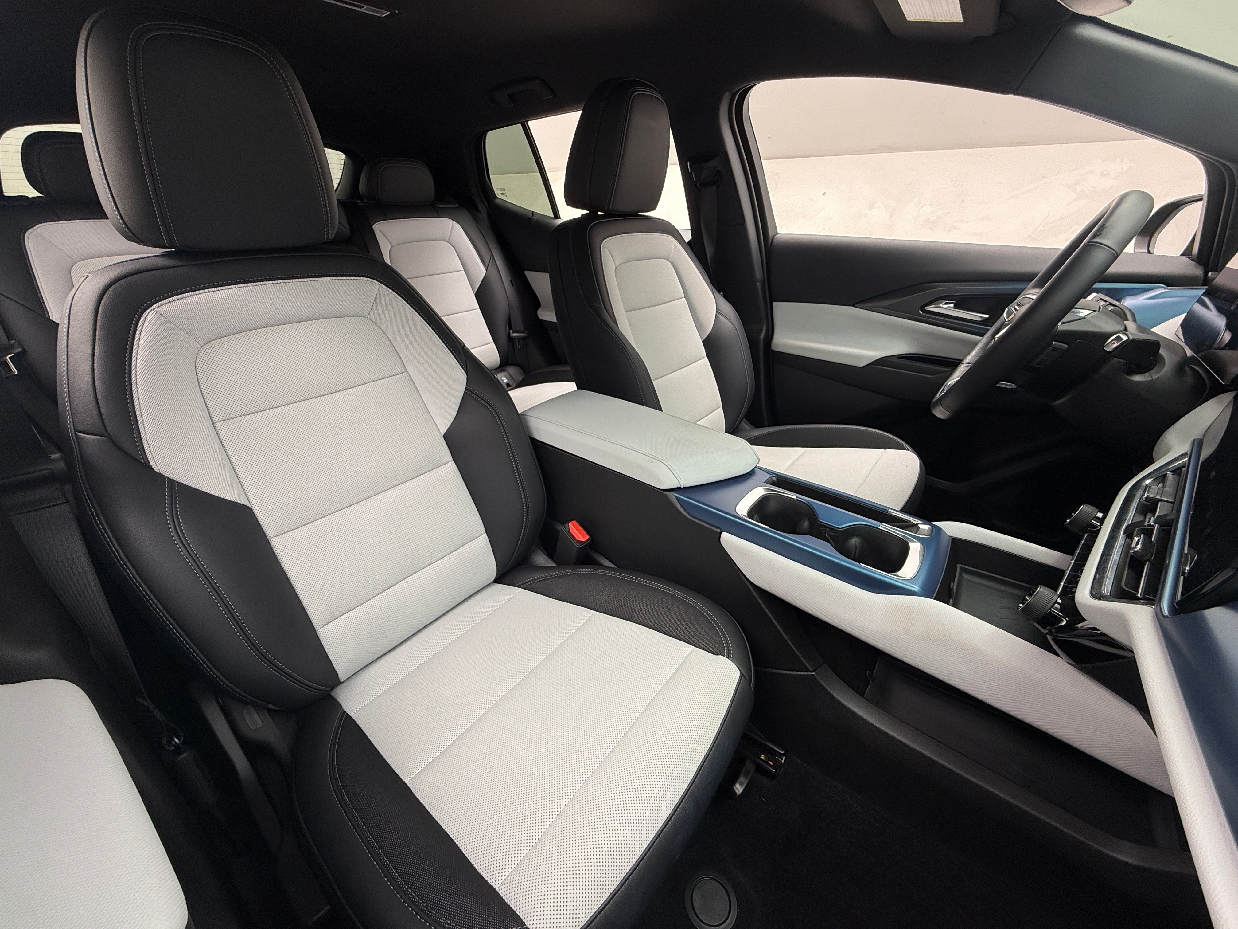 2025 Chevrolet Equinox EV