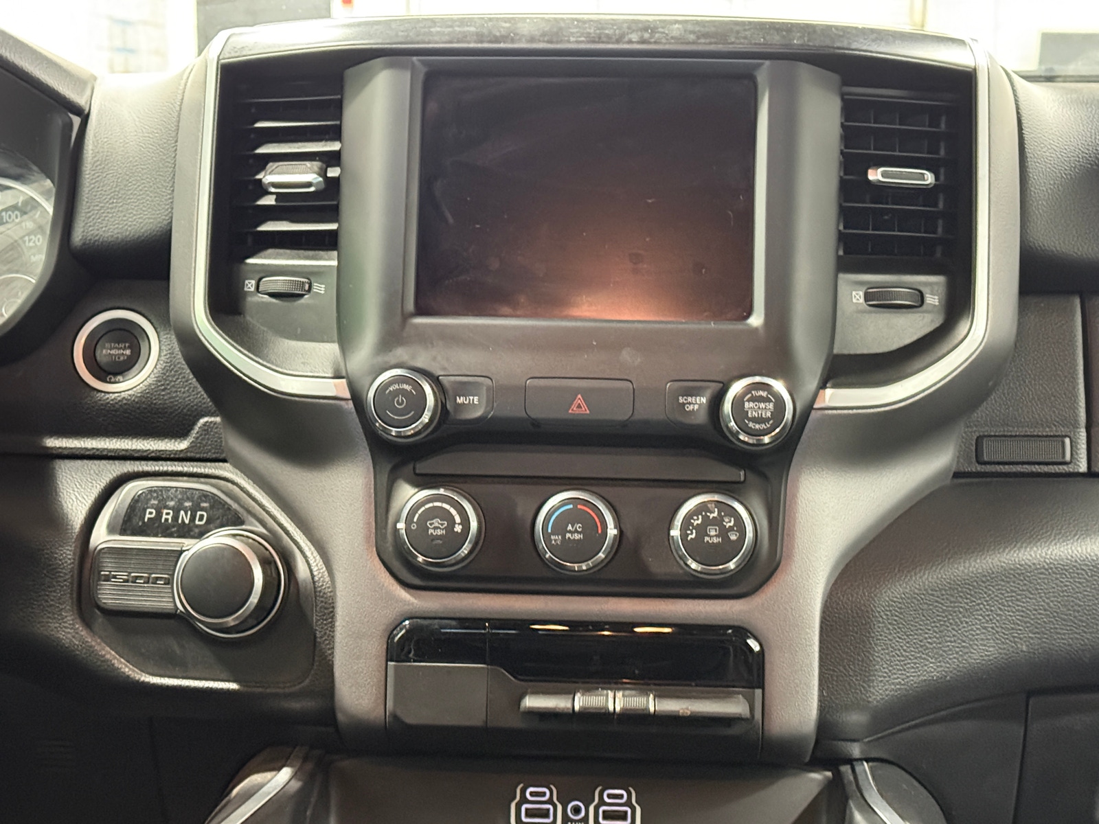 Thumbnail: 2022 RAM 1500 - 4