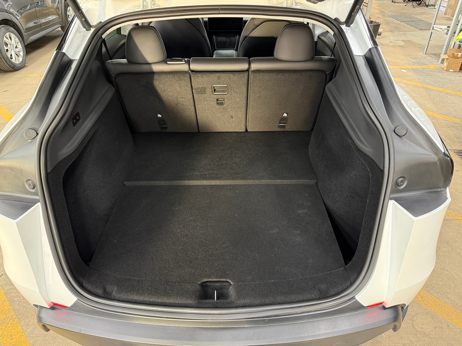 Thumbnail: 2026 Tesla Model Y - 6