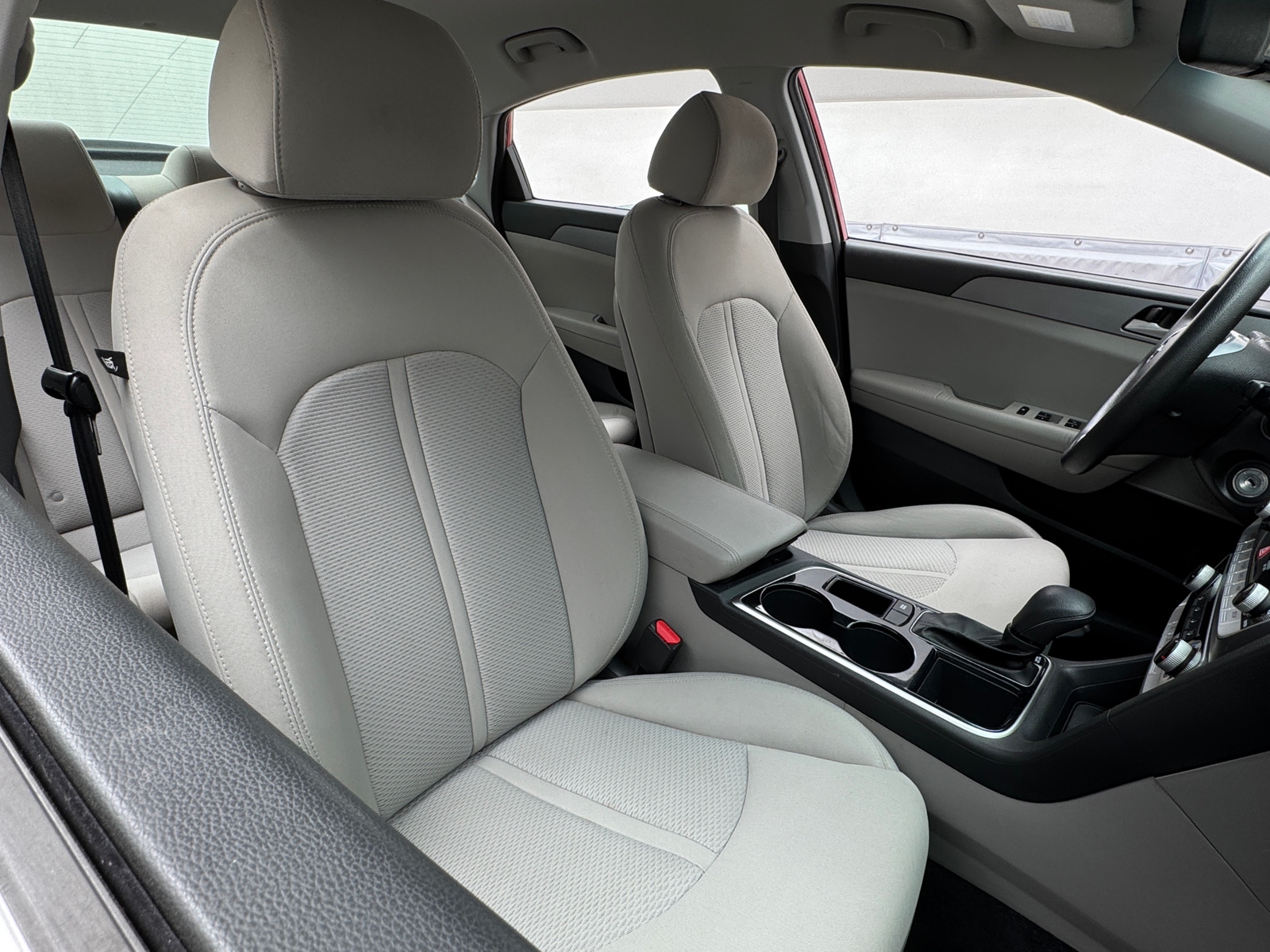 Thumbnail: 2019 Hyundai Sonata - 2