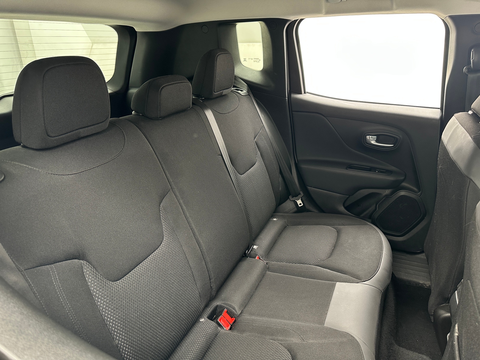 Thumbnail: 2019 Jeep Renegade - 6