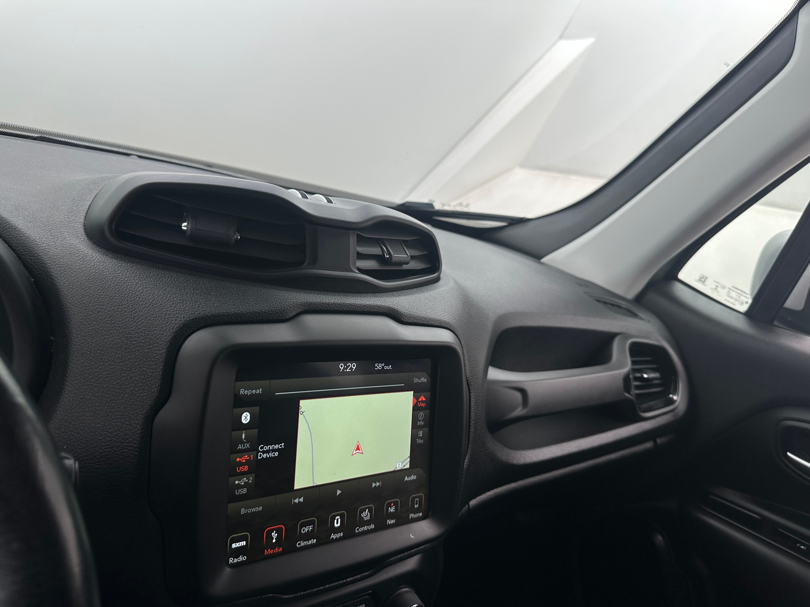 Thumbnail: 2019 Jeep Renegade - 4