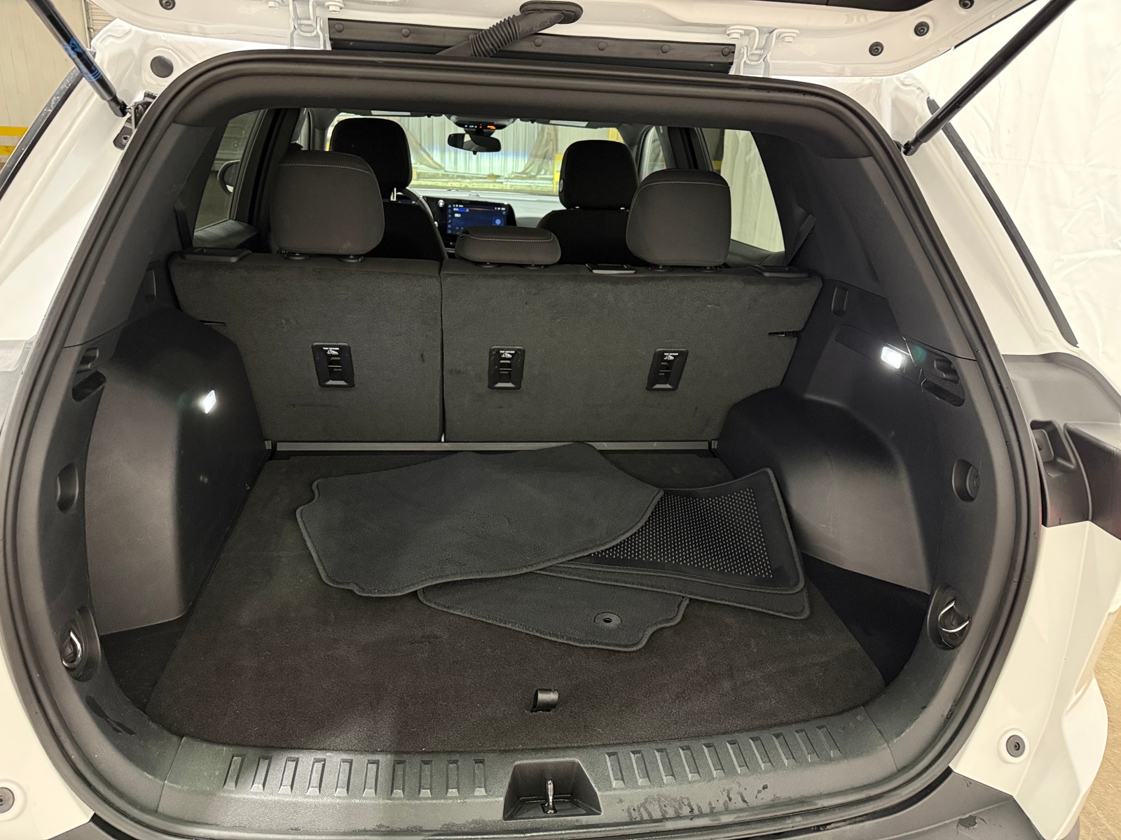 Thumbnail: 2025 Chevrolet Equinox - 7