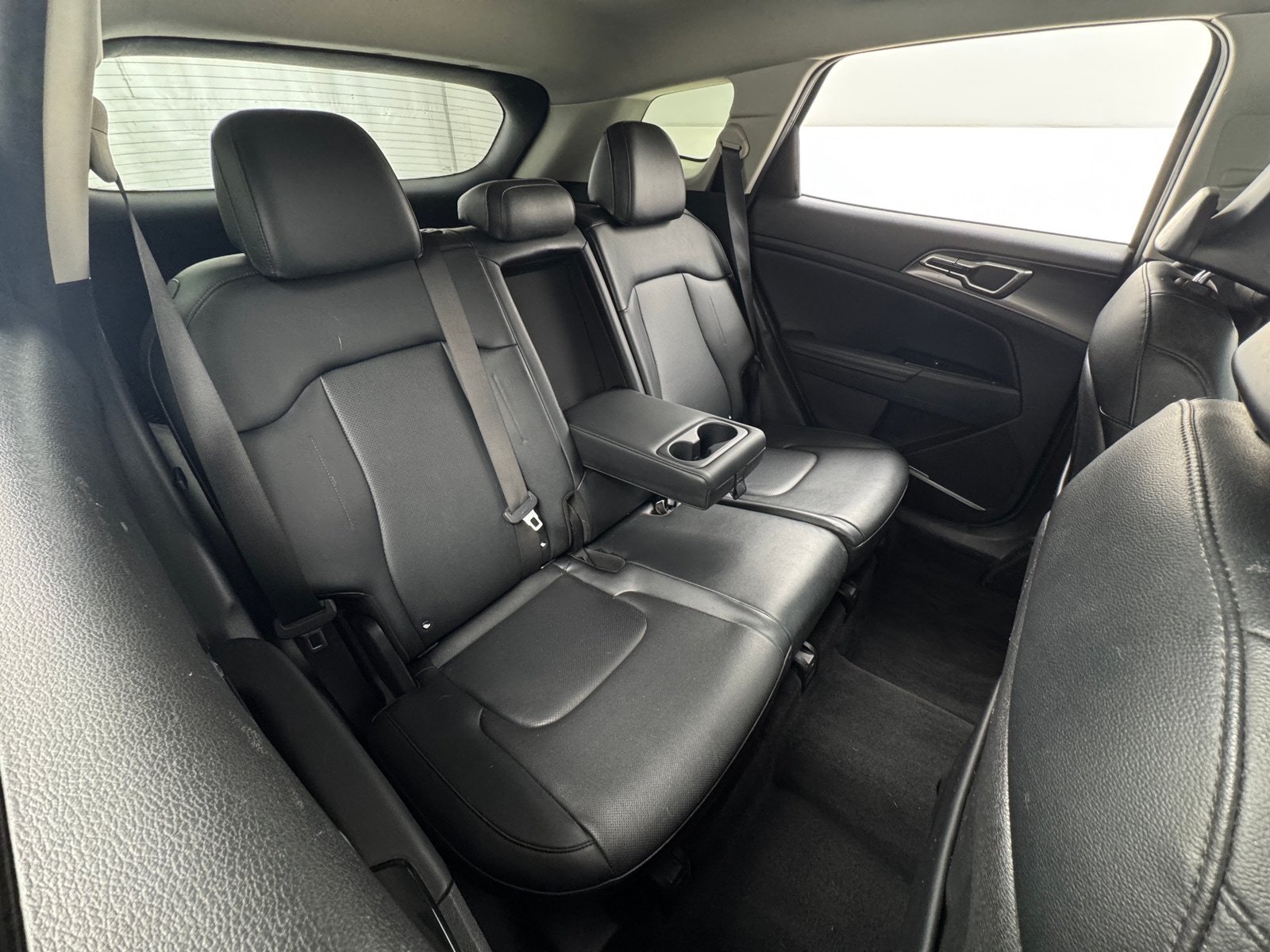 Thumbnail: 2023 Kia Sportage - 5