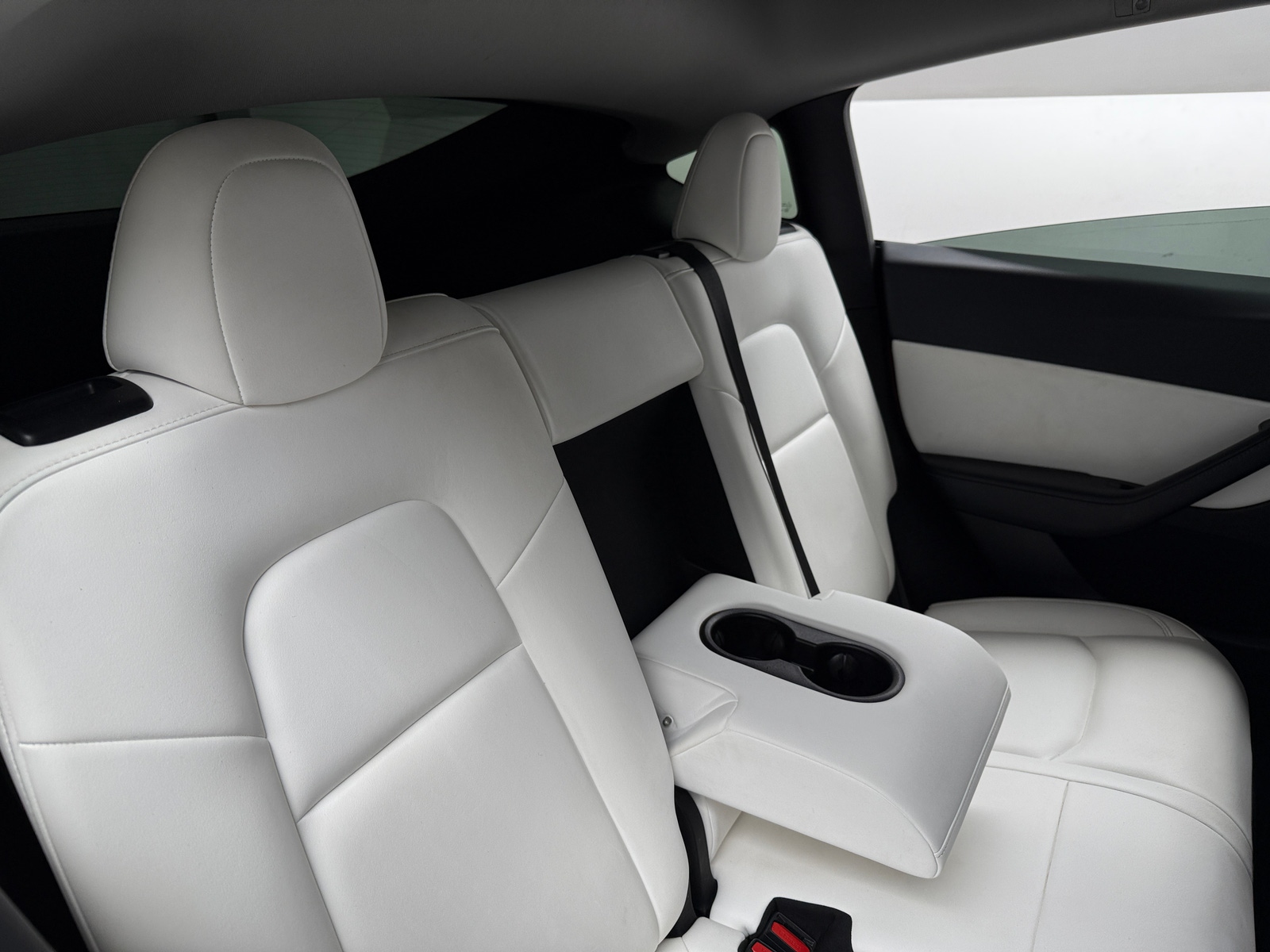 Thumbnail: 2022 Tesla Model Y - 5