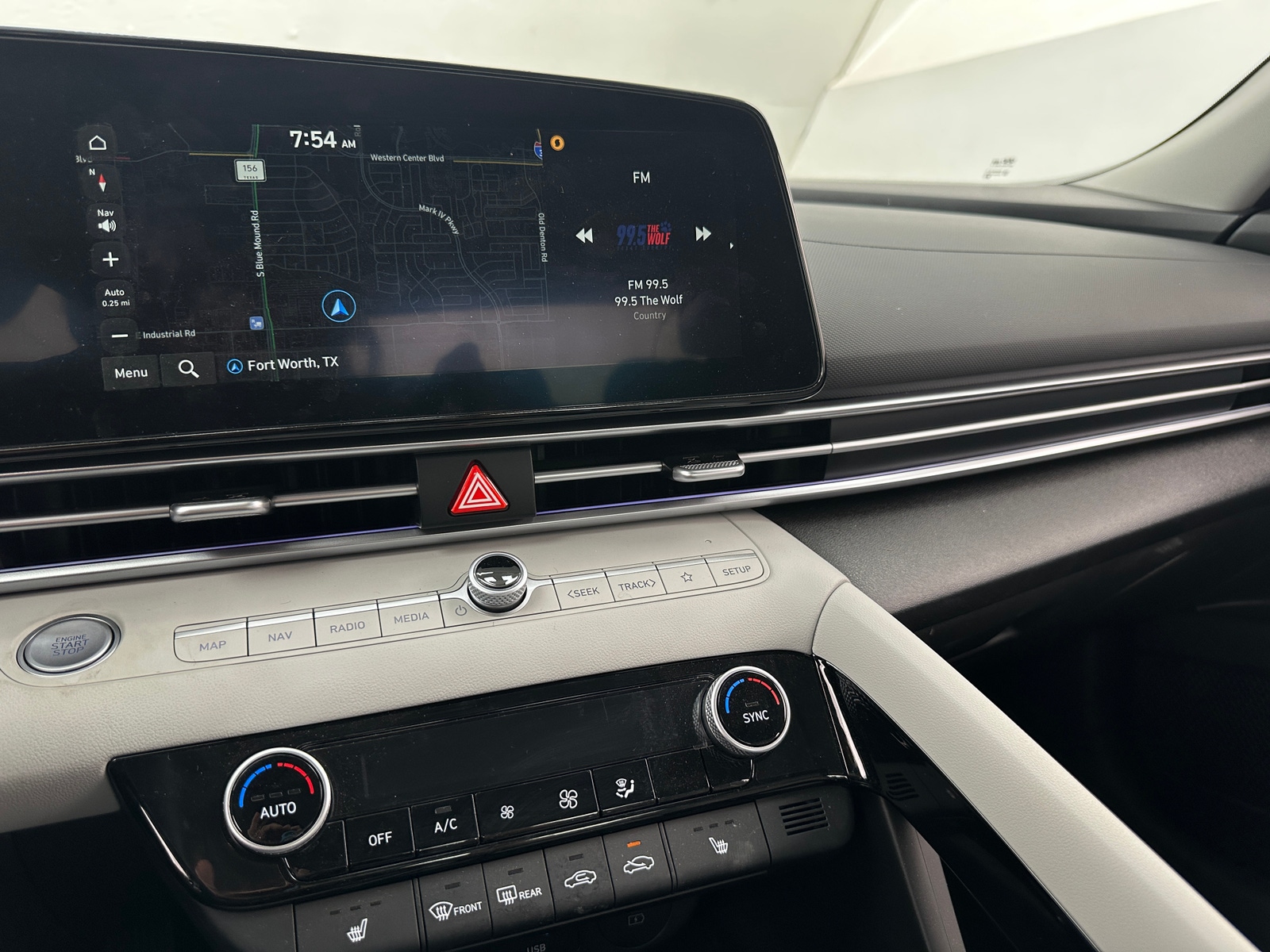 Thumbnail: 2025 Hyundai Elantra - 3