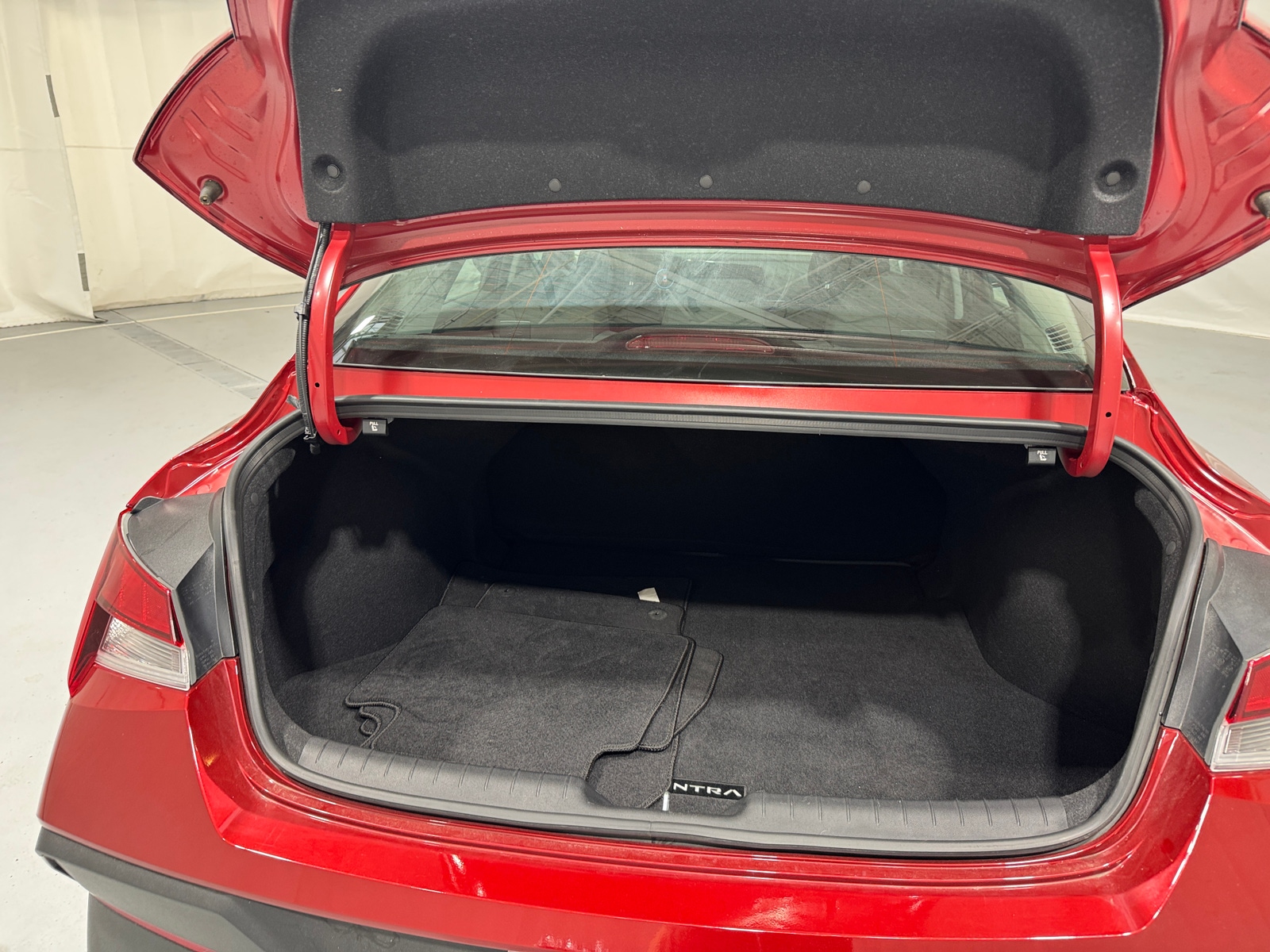 Thumbnail: 2024 Hyundai Elantra - 7