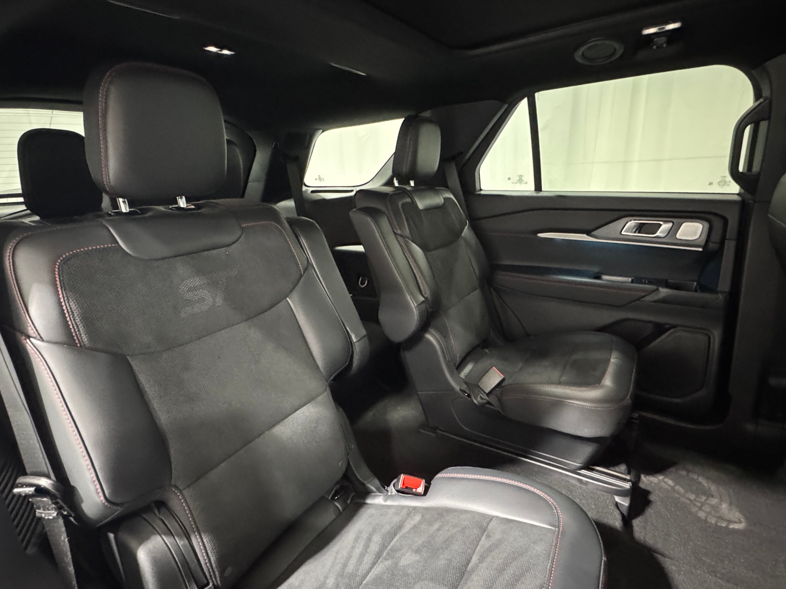 Thumbnail: 2025 Ford Explorer - 5