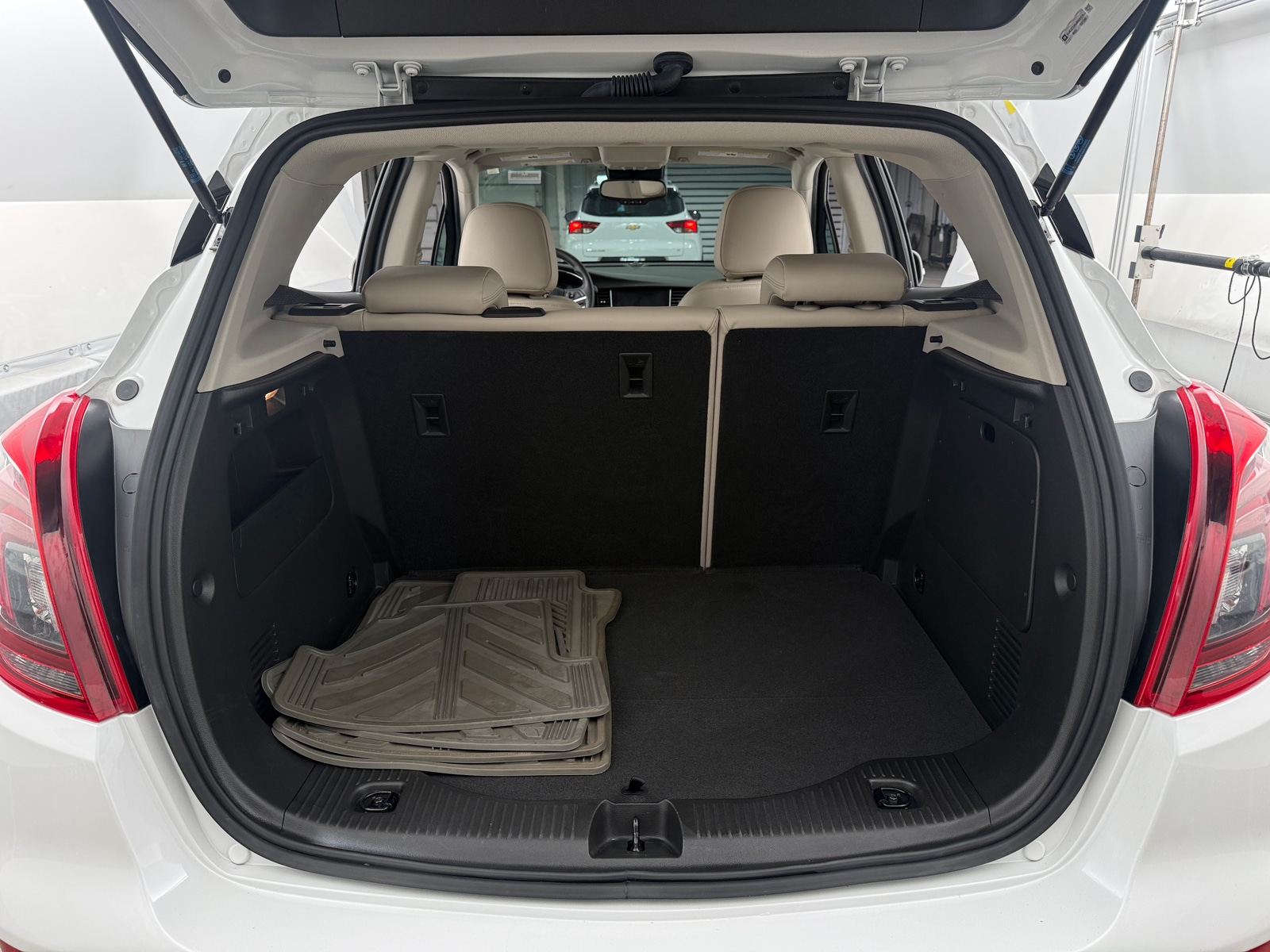 Thumbnail: 2018 Buick Encore - 6